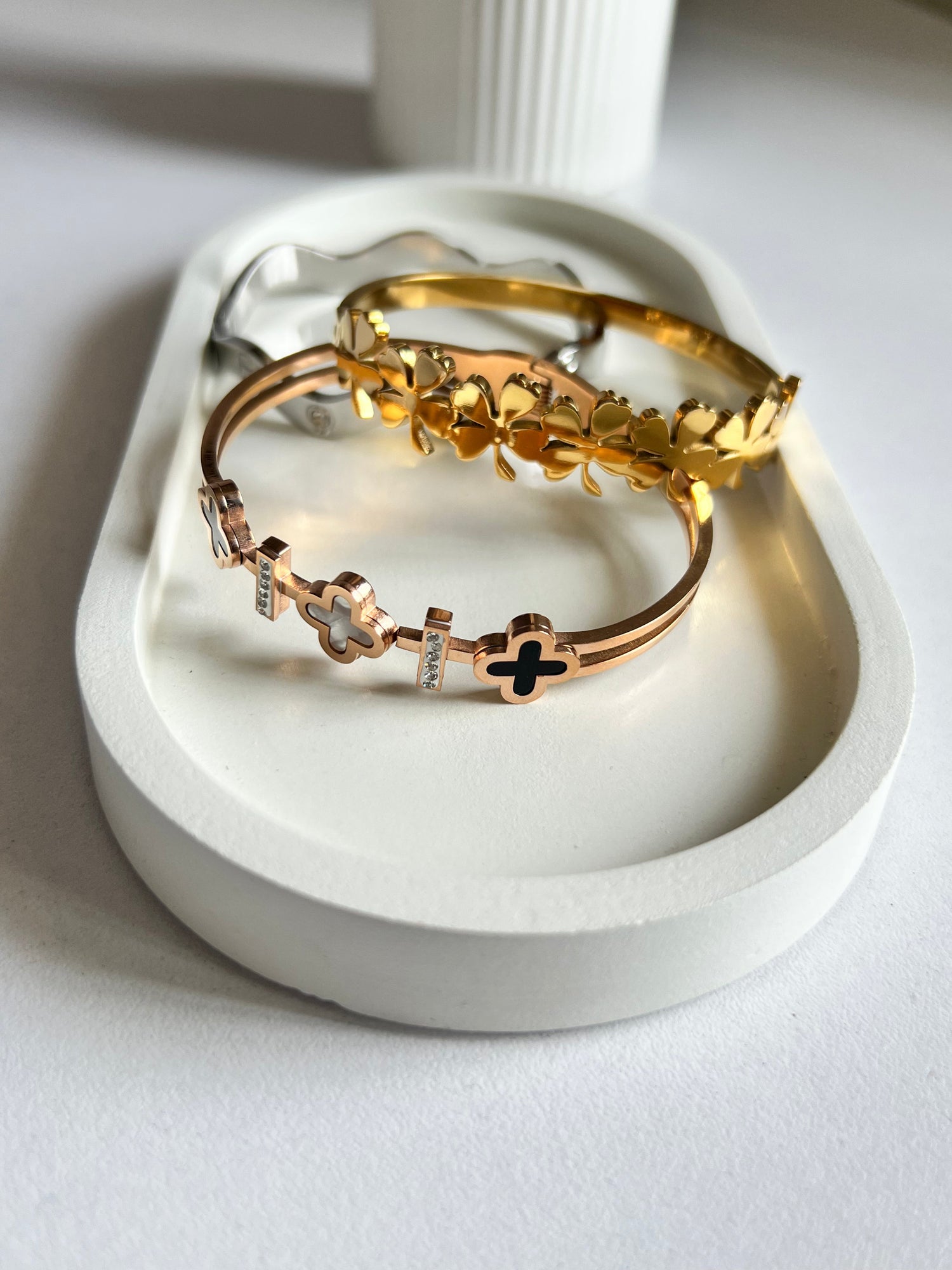 Anti Tarnish kada Bracelets