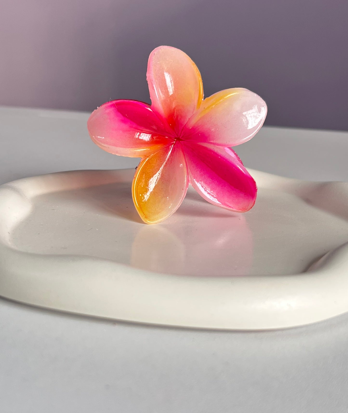 Flora Lock Bloomix Claw Clip - Pinkish Yellow