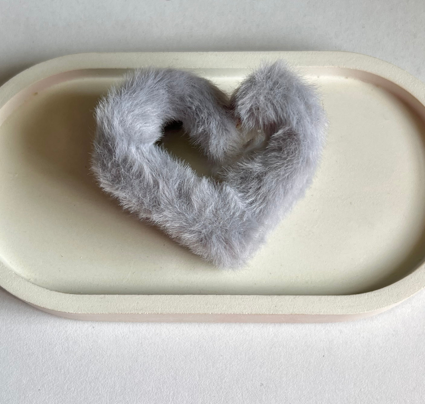 Furry Heart Claw Clip - Grey