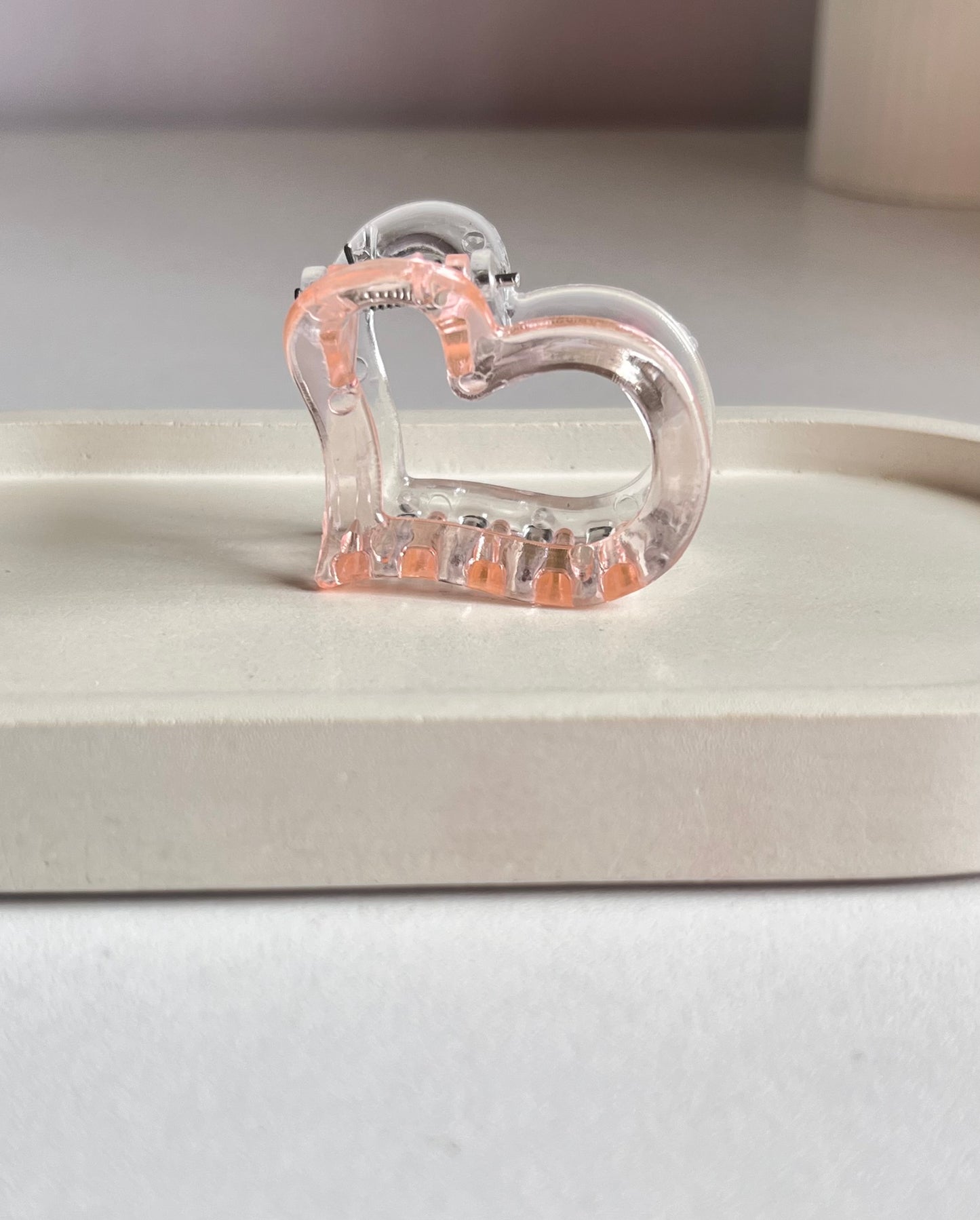 Half & Half Glow Heart Clip ( 2 Pieces) - Purple & Light Orange
