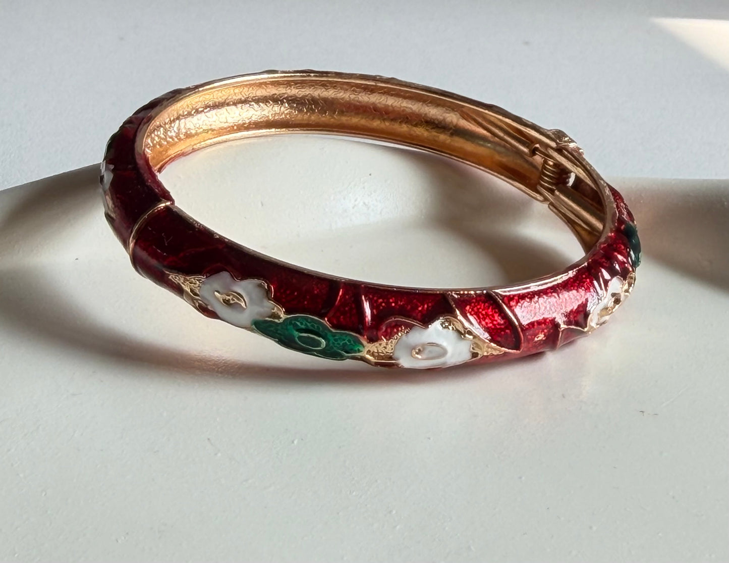 AuraCurve Enamel Bangle Bracelet - Maroon