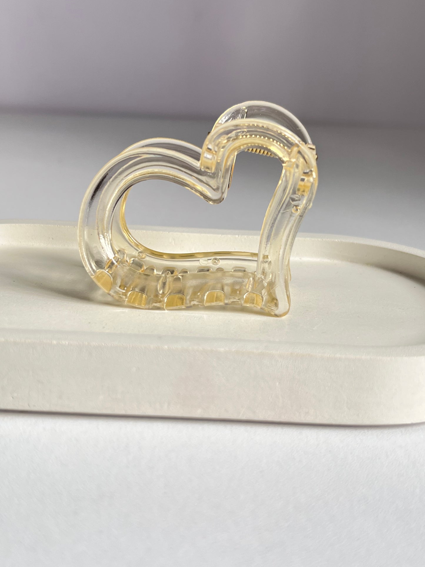 Glossy Heart Claw Clip - Light Yellow