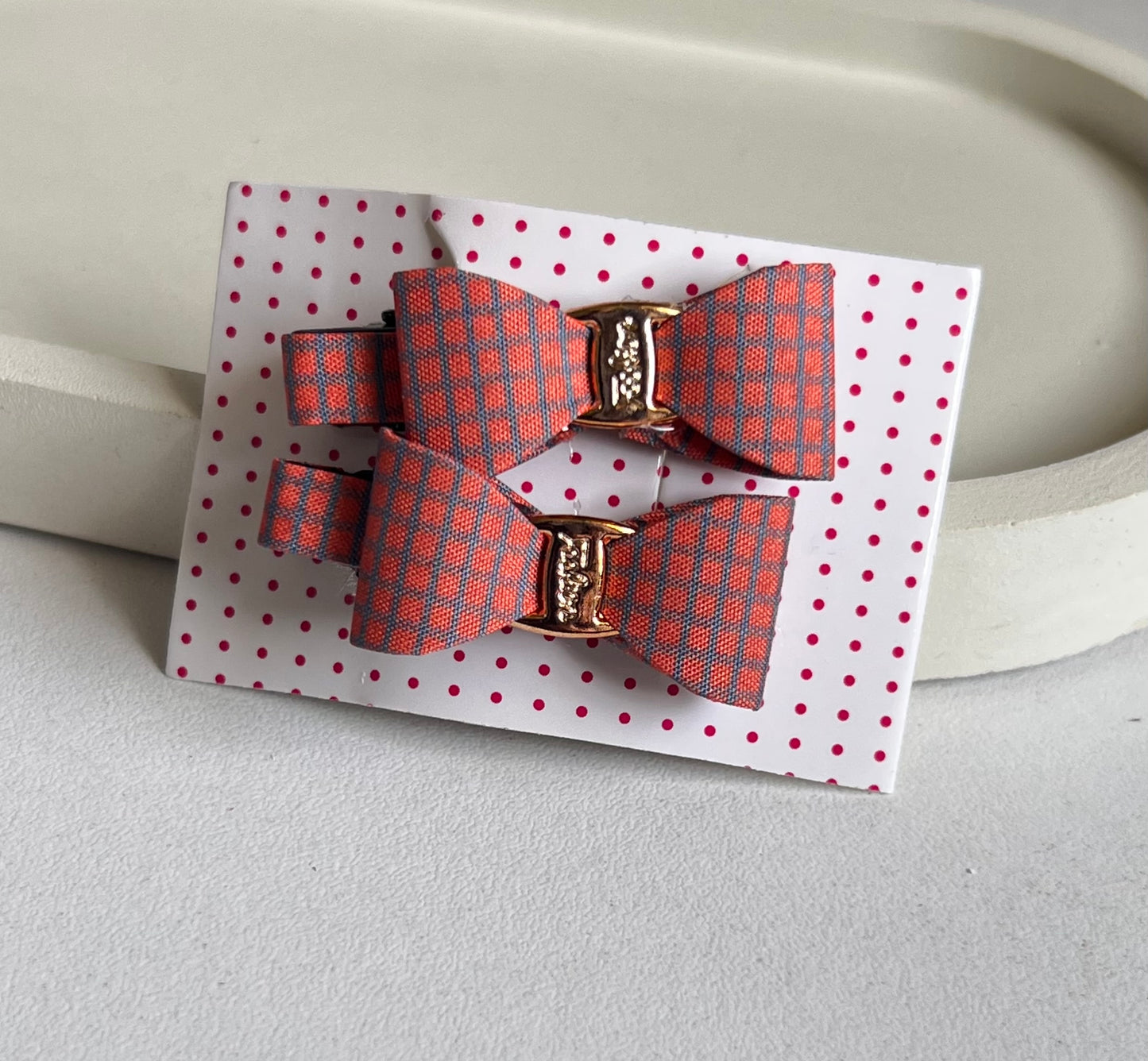 Pinteresty Bow Tic Tac Clip (2 Pieces) - Maroon