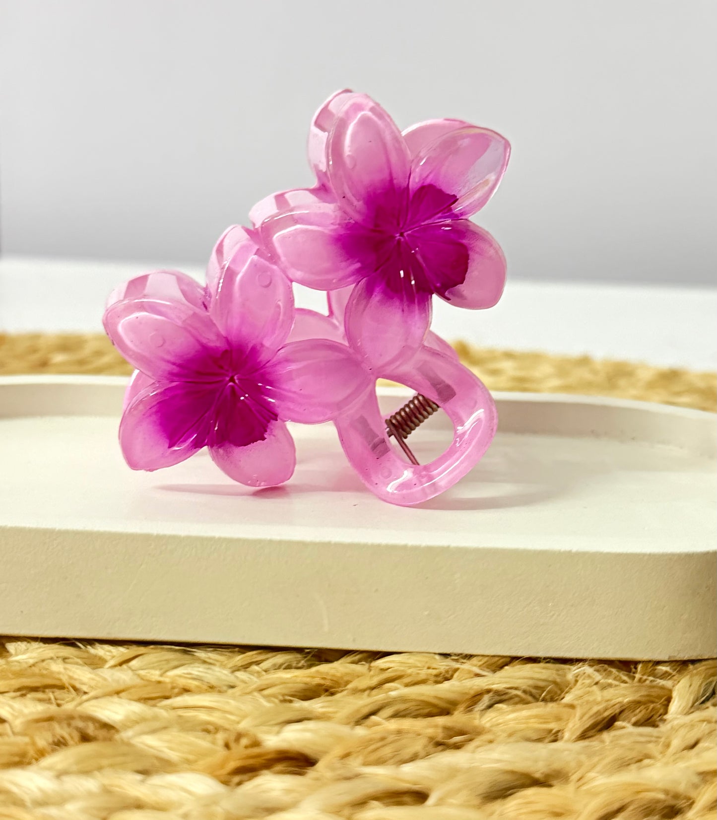 Double Bloom Medium Claw Clip - Pink