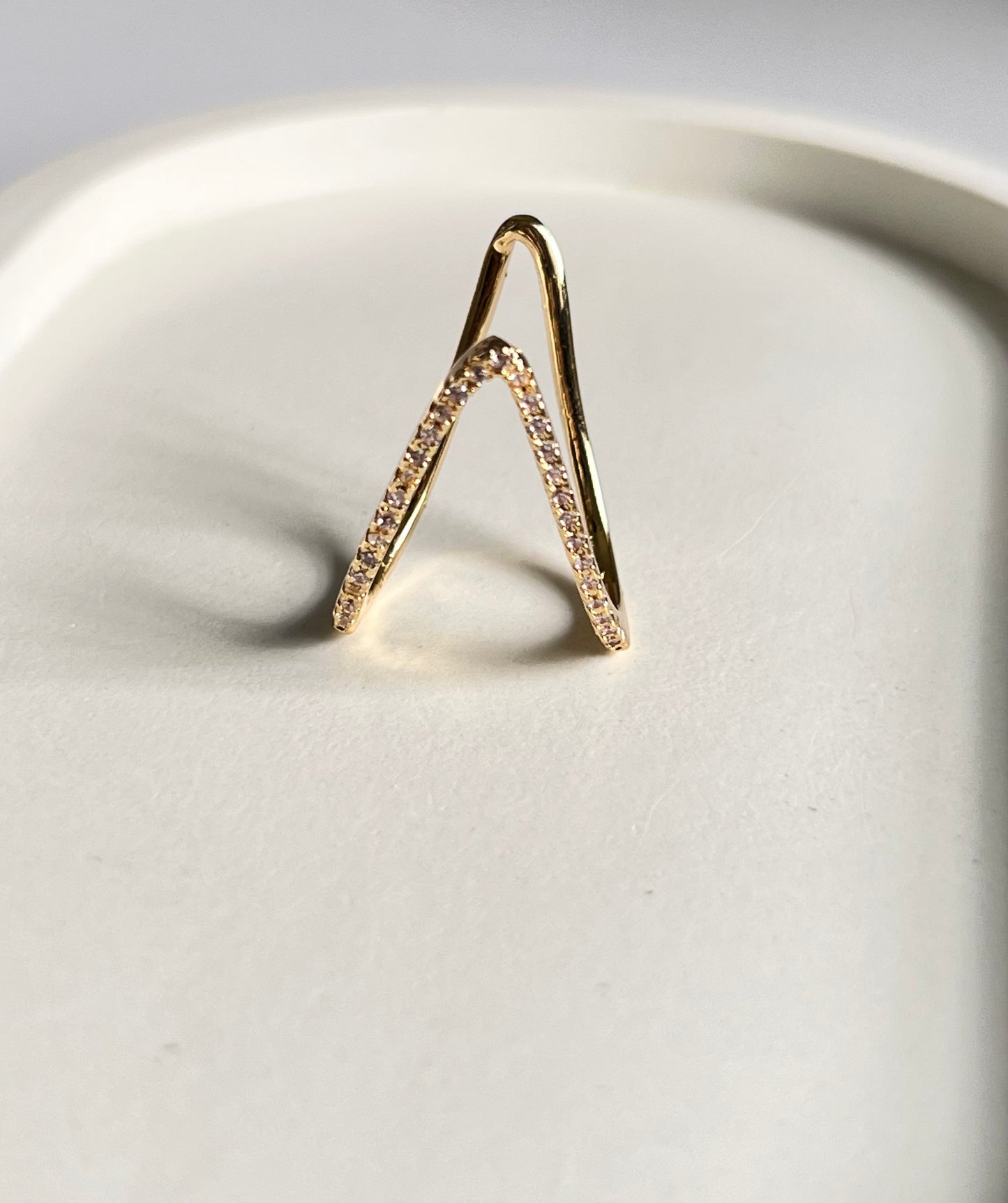 Twinkle Curve - V - Shaped Adjustable Finger Ring - Gold Plated