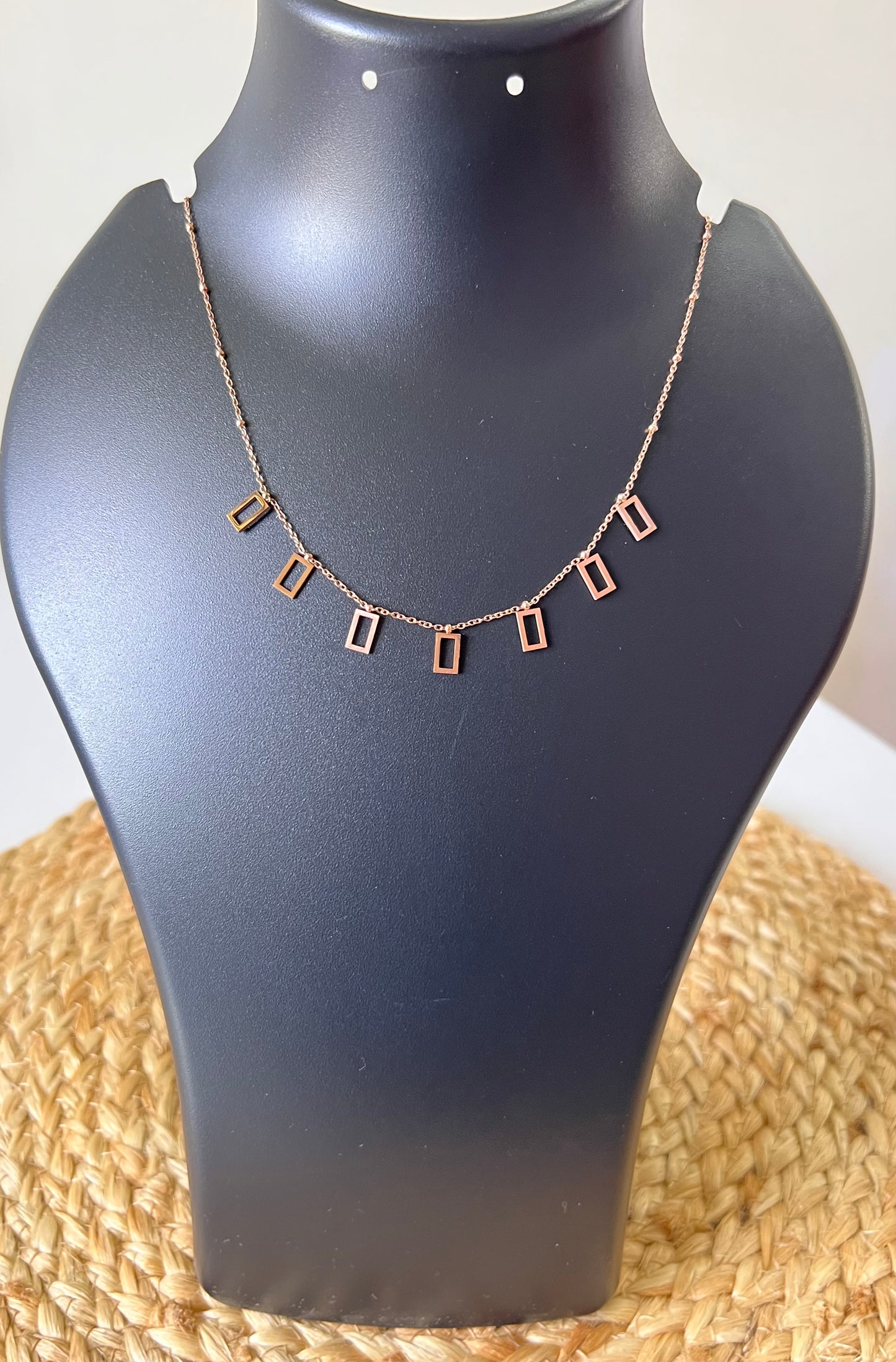 Blush Glow - Charm Anti-Tarnish Neck Chain