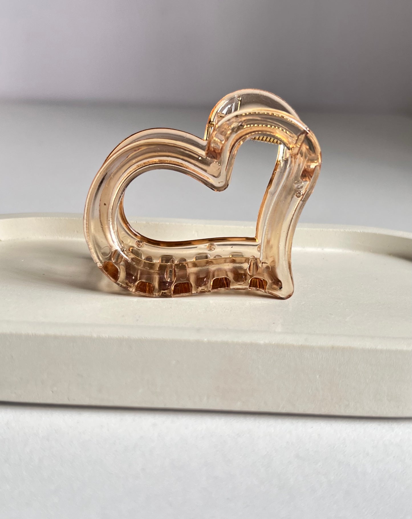 Glossy Heart Claw Clip - Brown