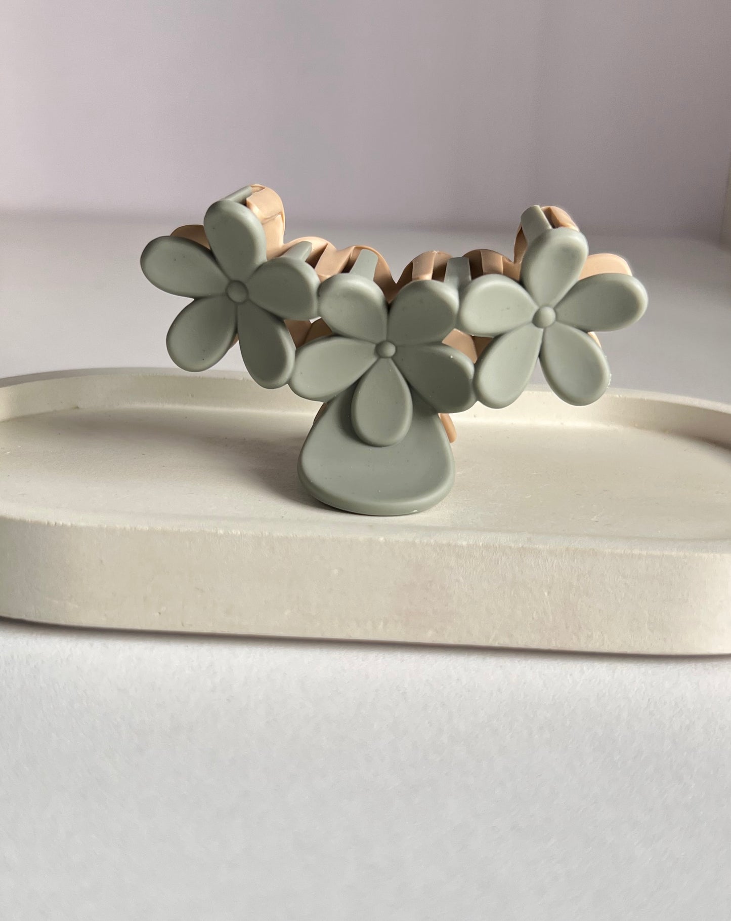 Two Tone Flower Claw Clip - Olive & Beige