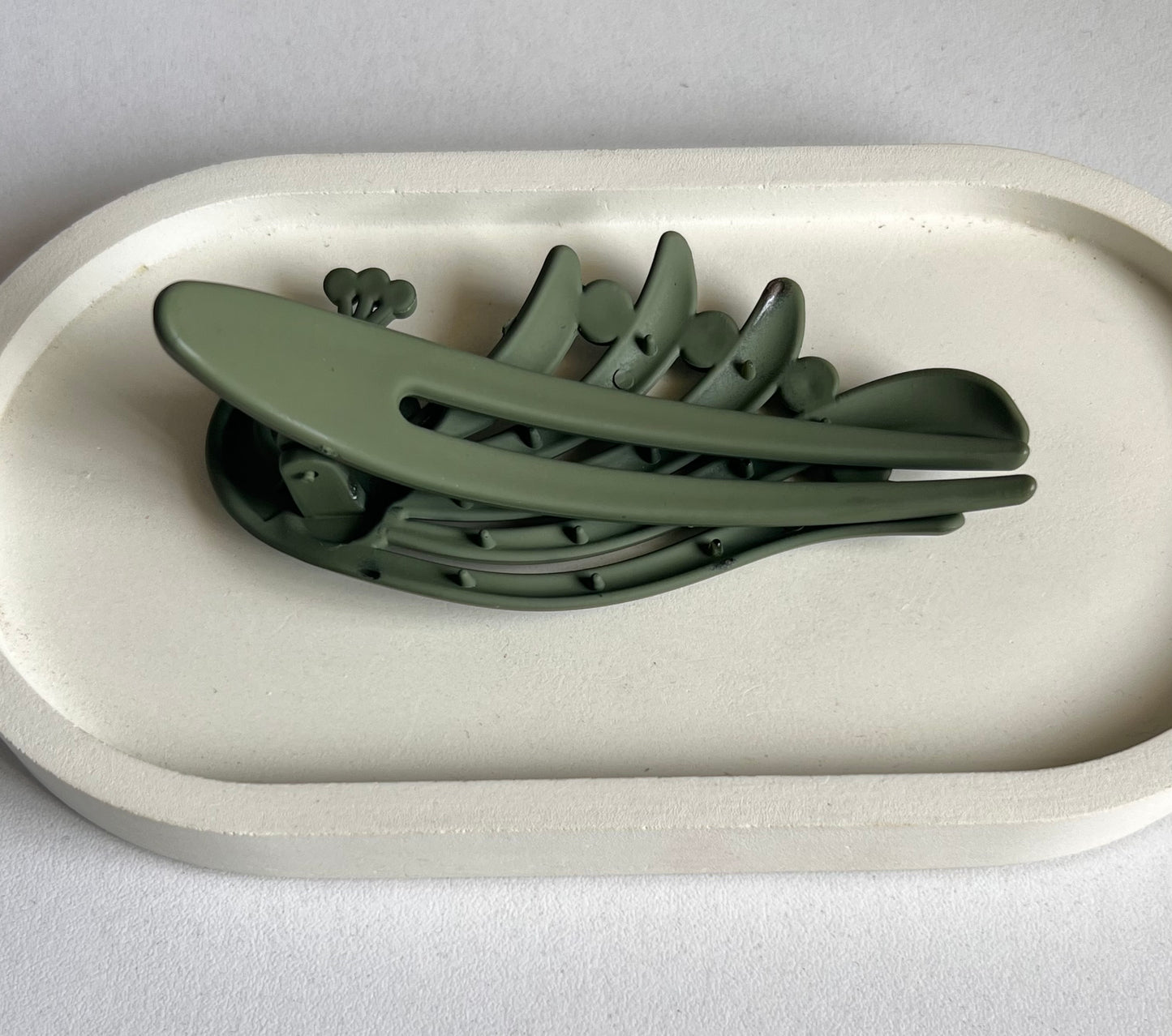 Peacock Elegance Hair Clip - Olive Green