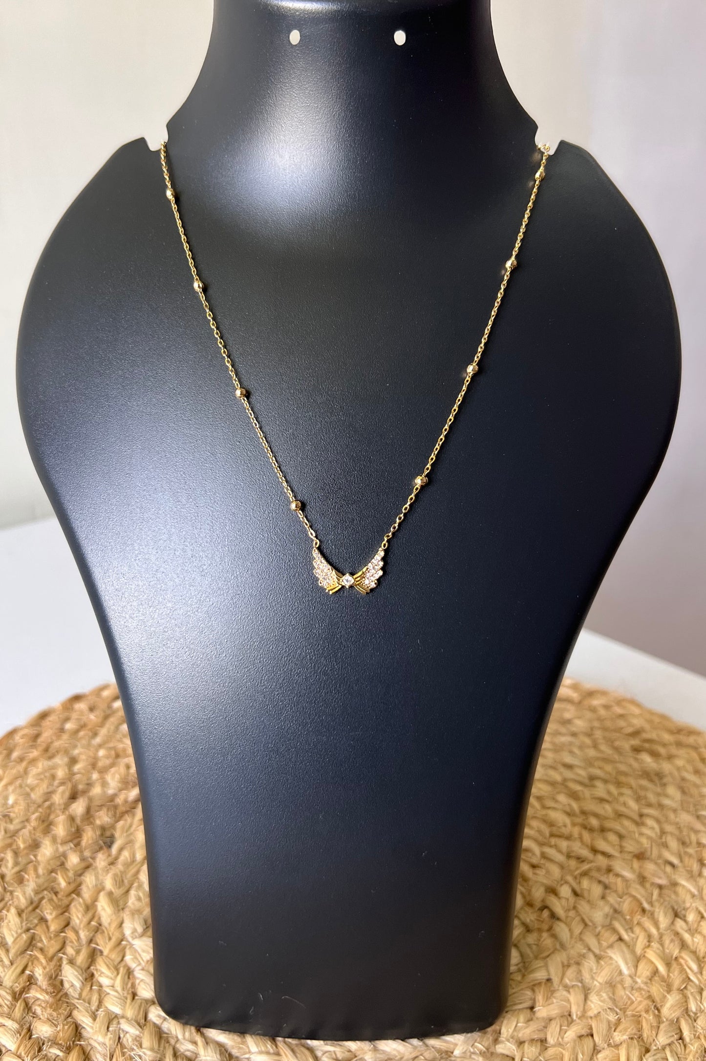 AngelAura Anti- Tarnish Neck Chain