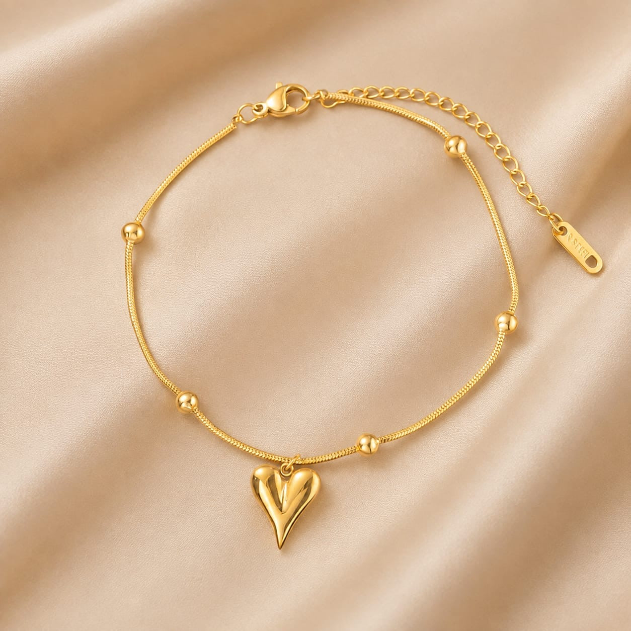 Heart of Glow Anti Tarnish Chain Bracelet
