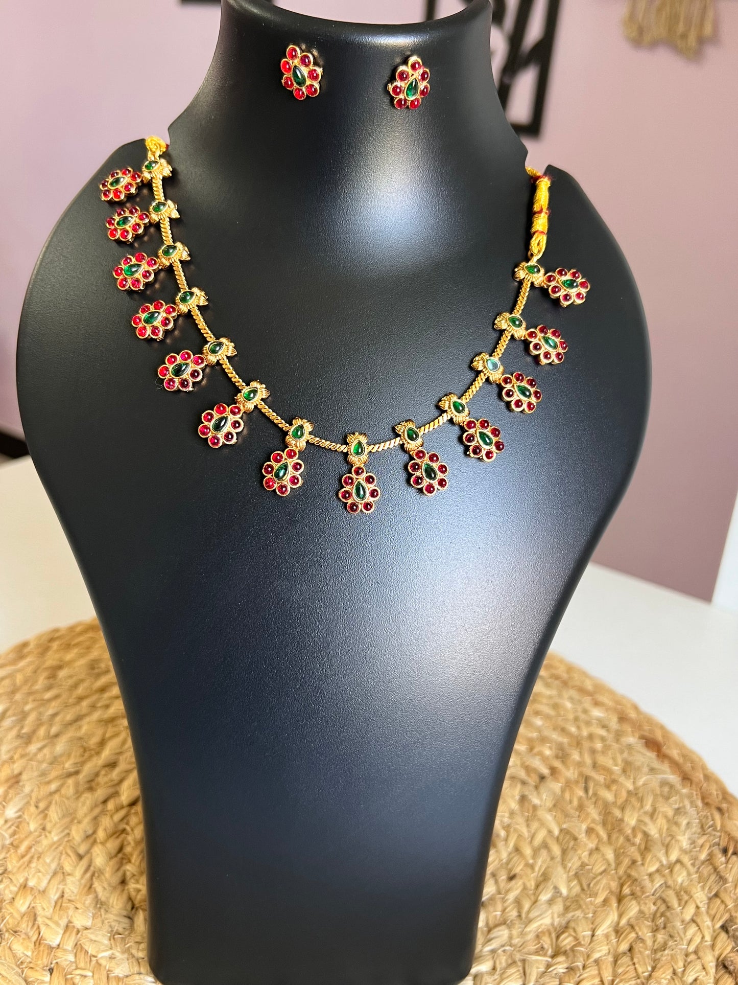 Radiance Choker Set