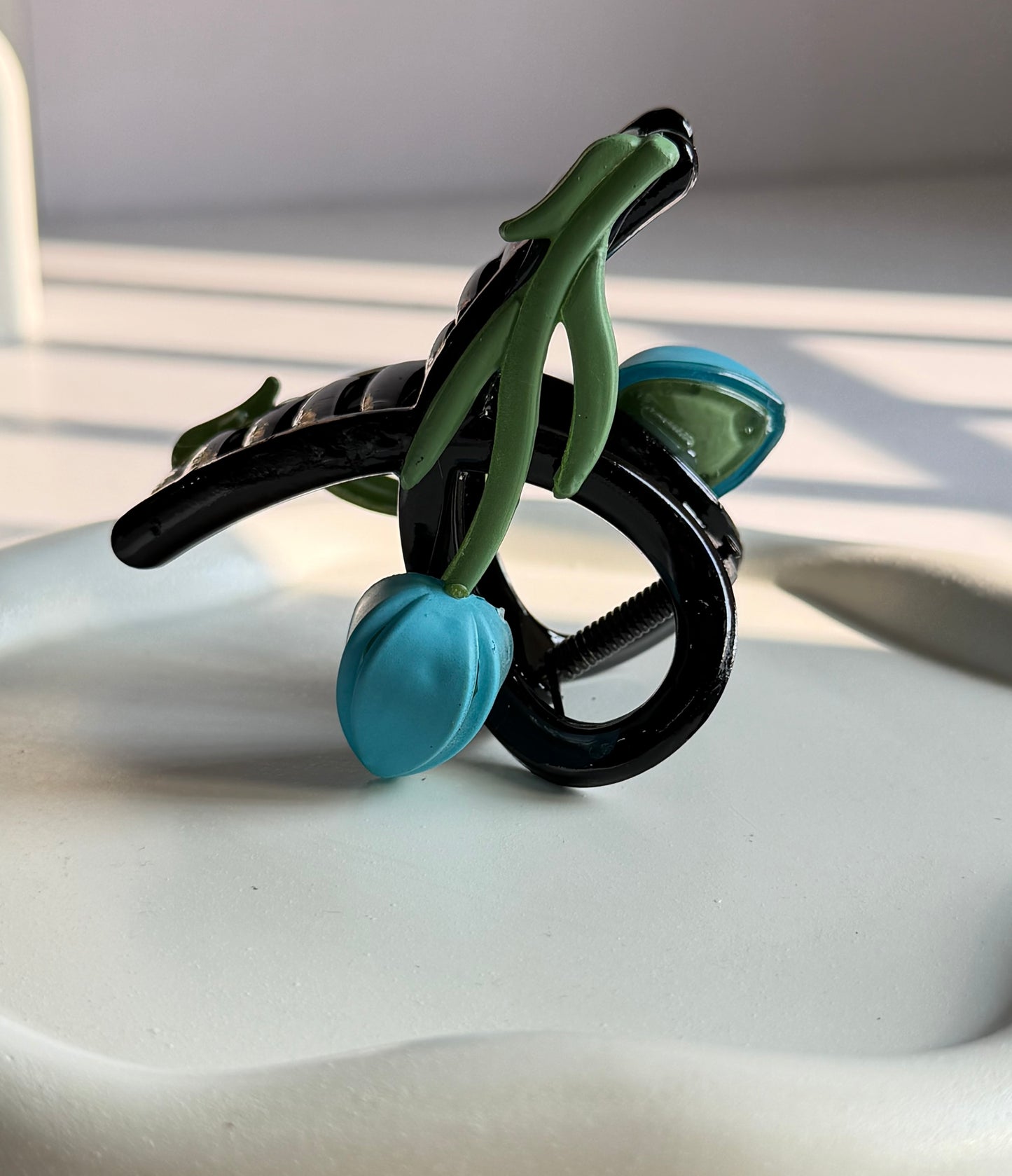 Aesthetic Tulip Claw Clip - Blue