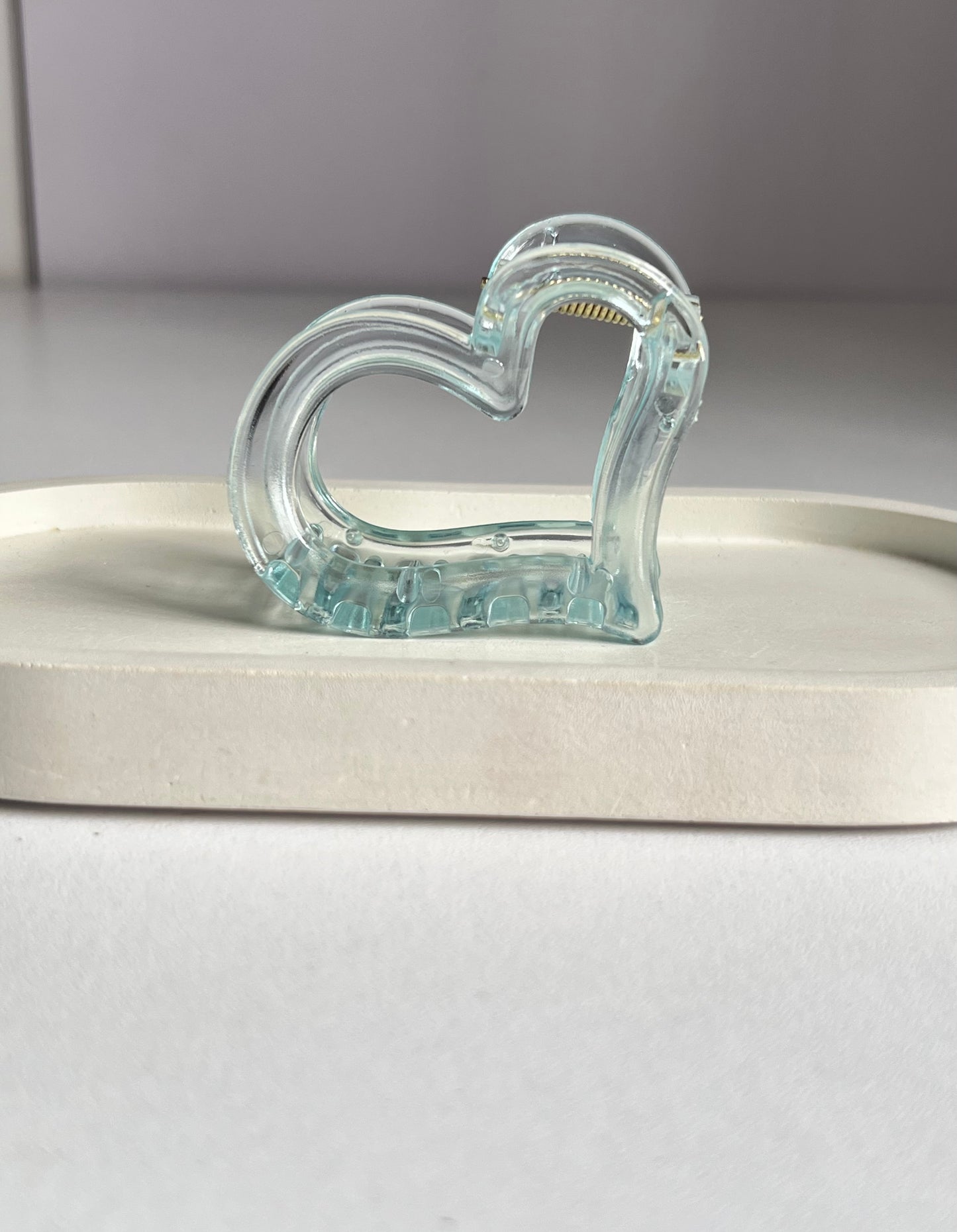 Glossy Heart Claw Clip - Light Green