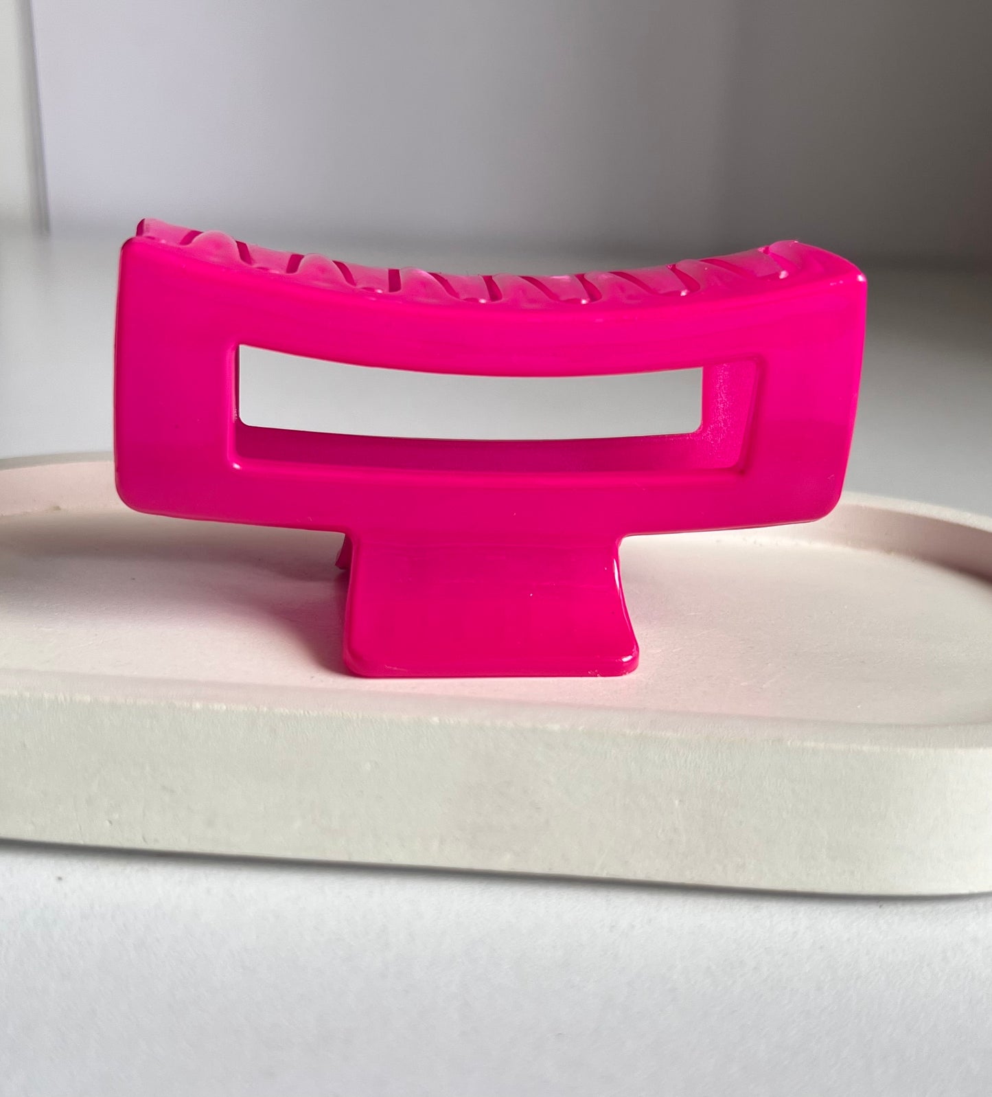 Modern Minimal Claw Clip - Dark Pink
