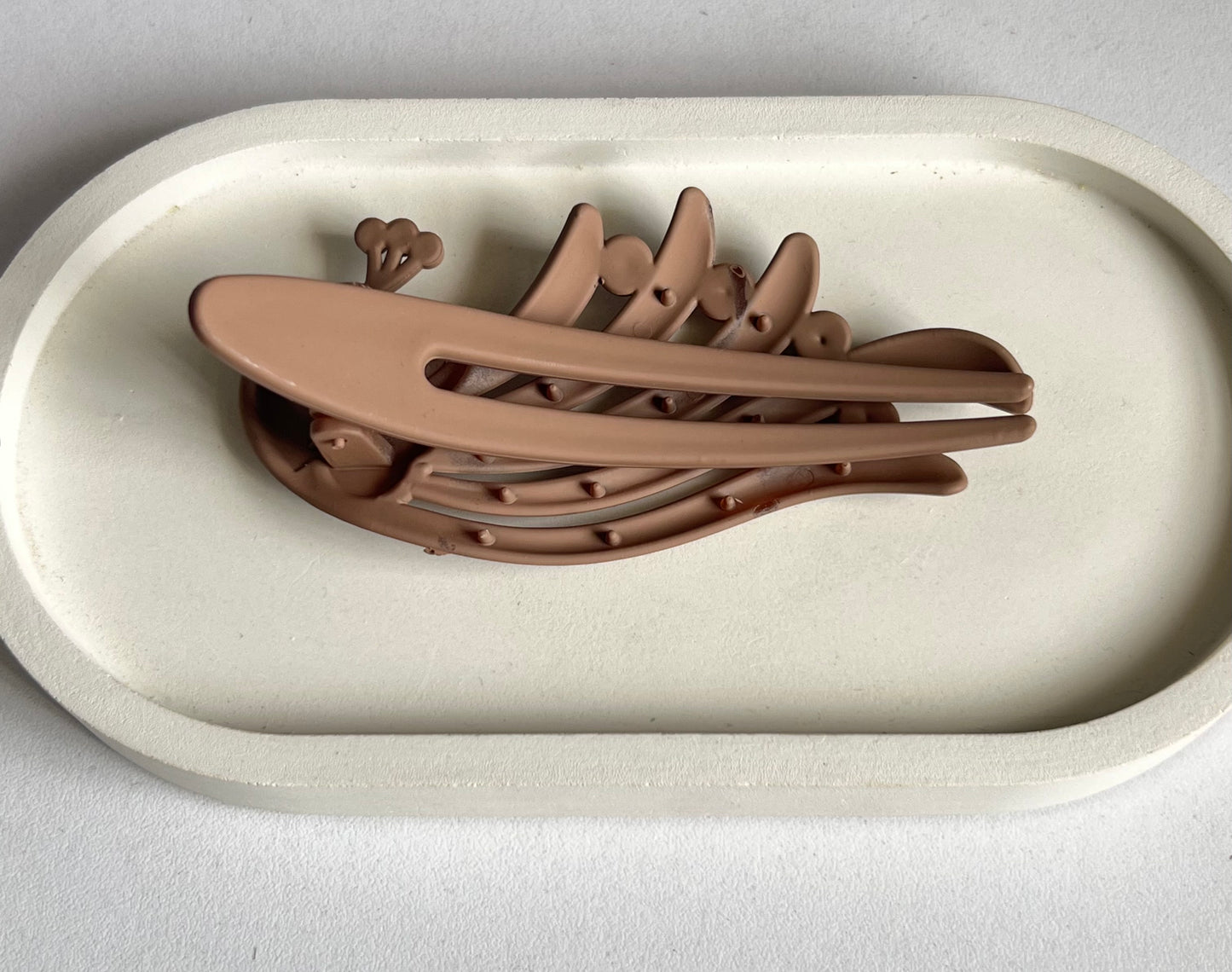 Peacock Elegance Hair Clip - Earthy Brown