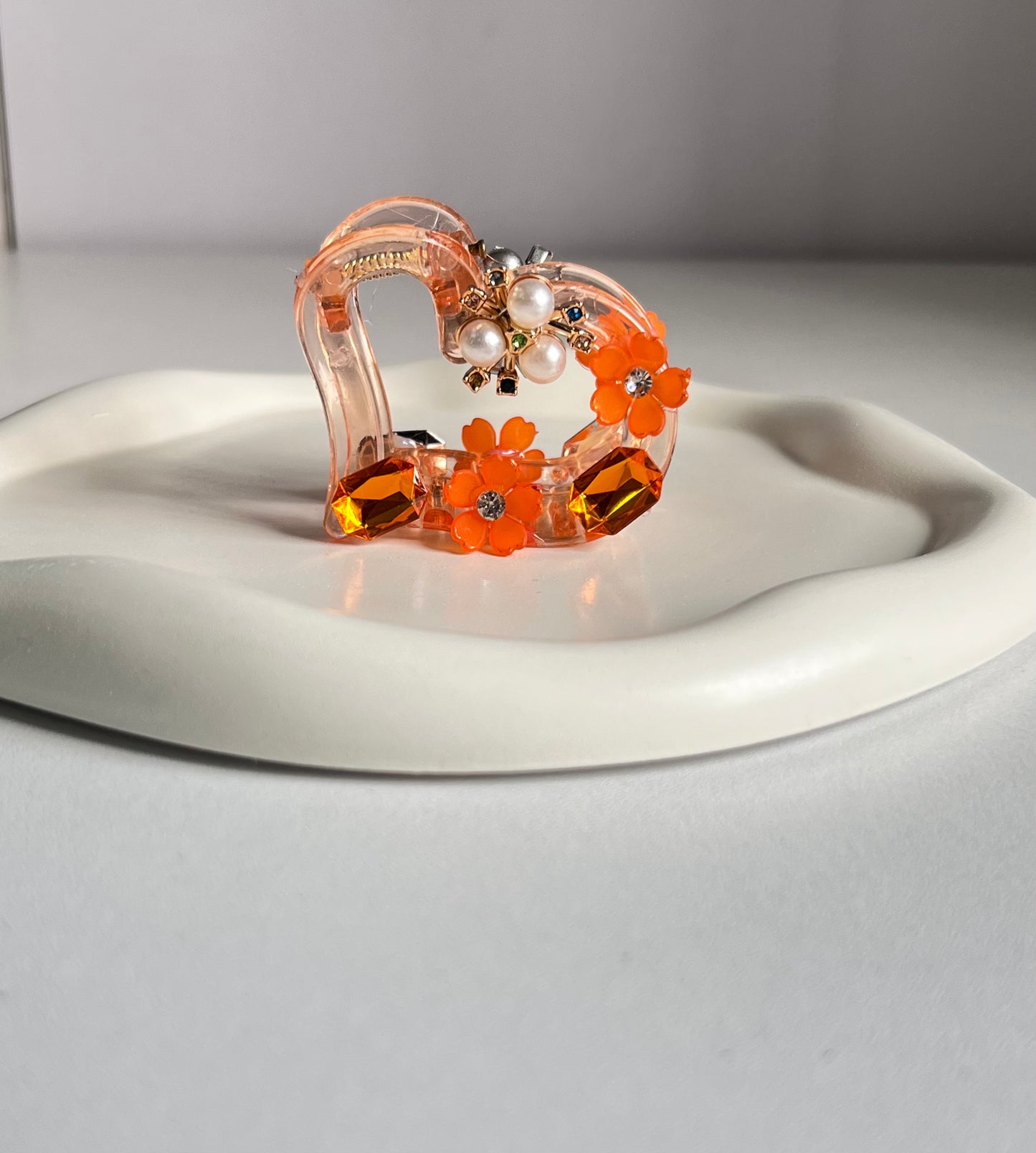 Eternal Bloom Heart Claw Clip - Orange