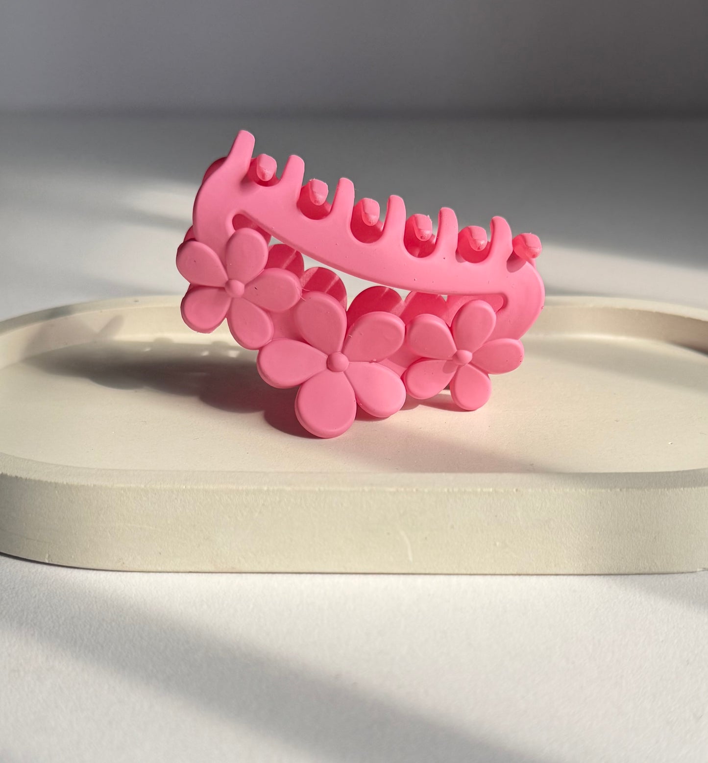 Triple Bloom Claw Clip - Light Pink