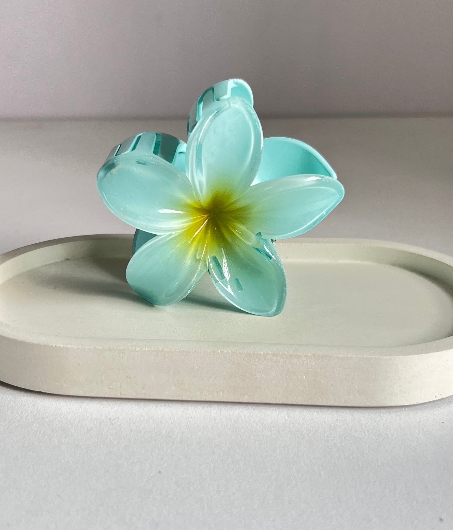 Flora Lock Claw Clip - Blue