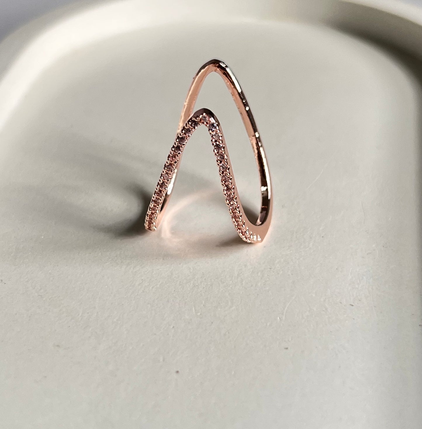 Twinkle Curve - V - Shaped Adjustable Ring - Rose Gold