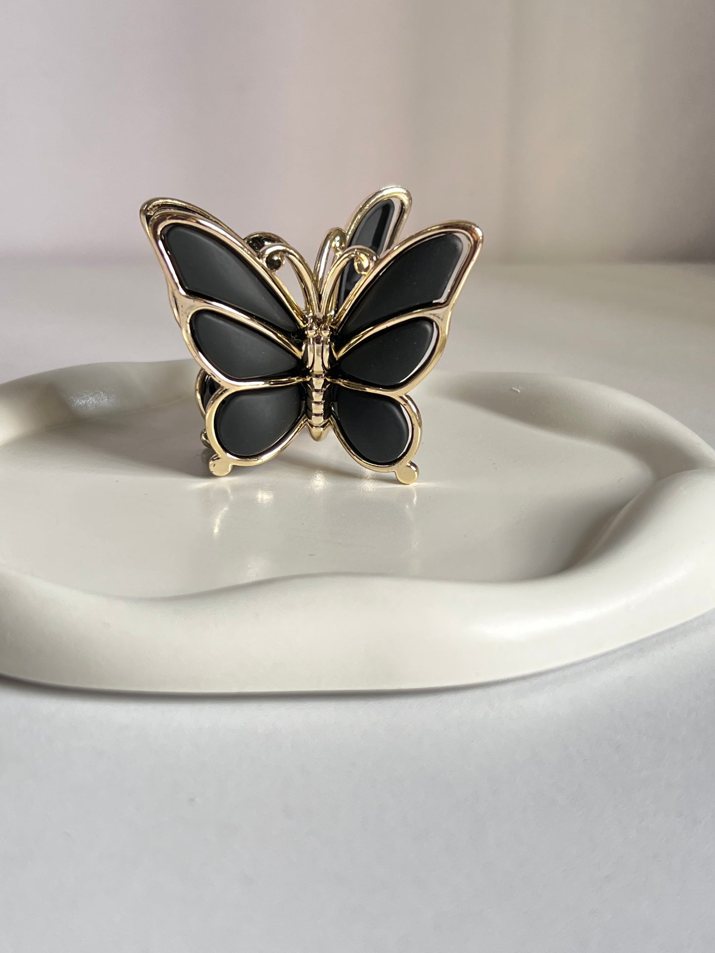 Luxe Flutter Butterfly Claw Clip - Black