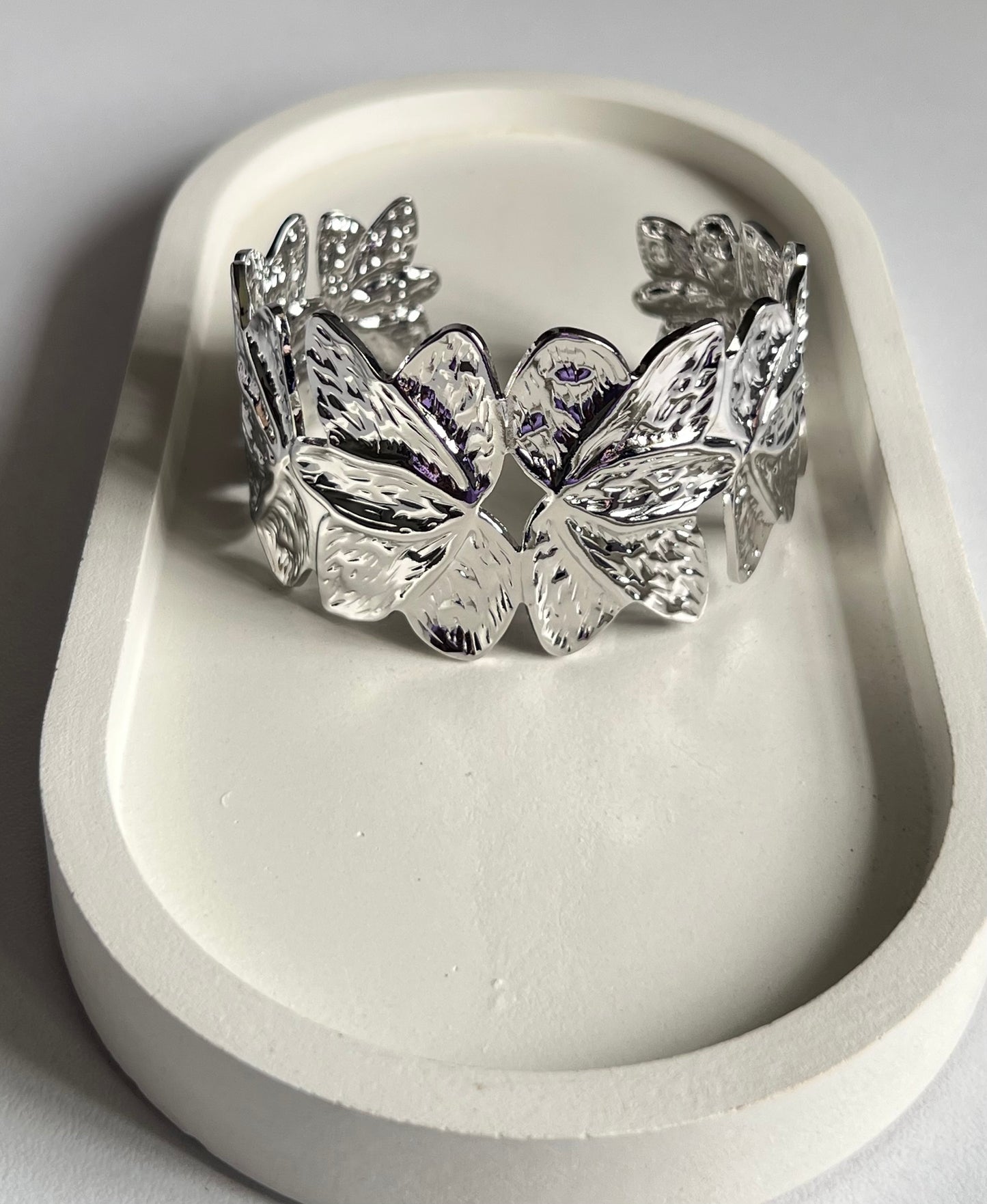 Iconic Edge Cuff Bracelet- Silver