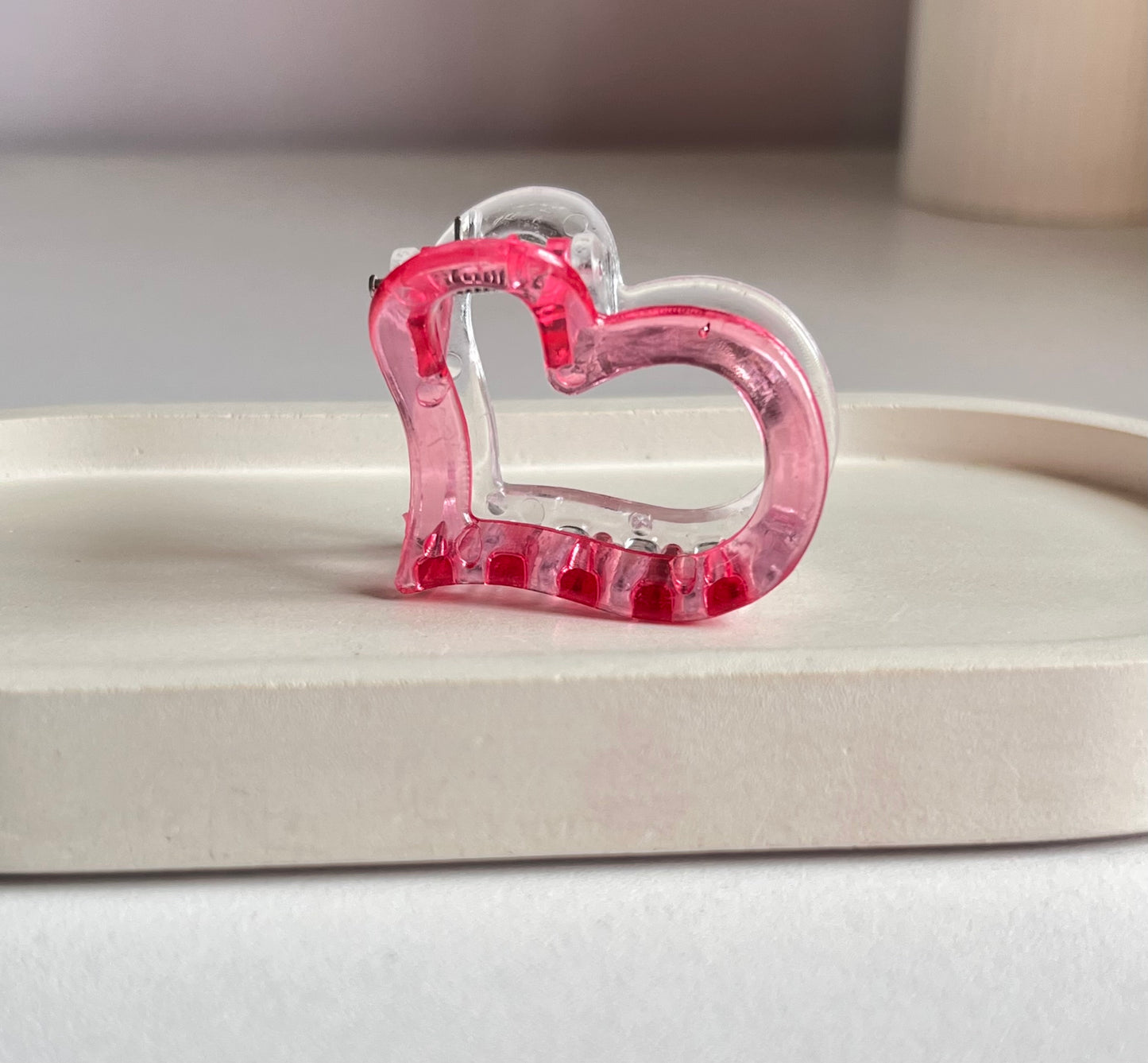 Half & Half Glow Heart Clip ( 2 Pieces) - Green & Red