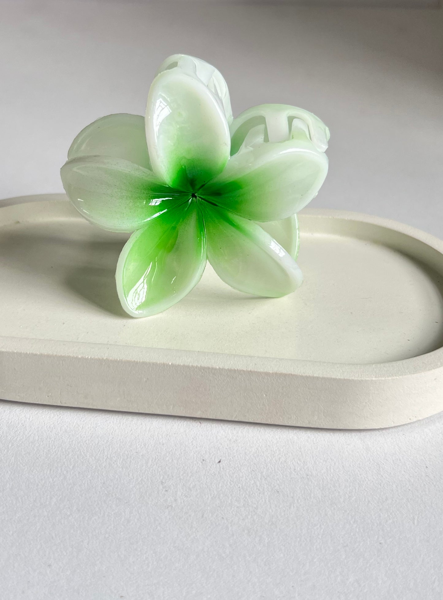 PetalPop Claw Clip - Green