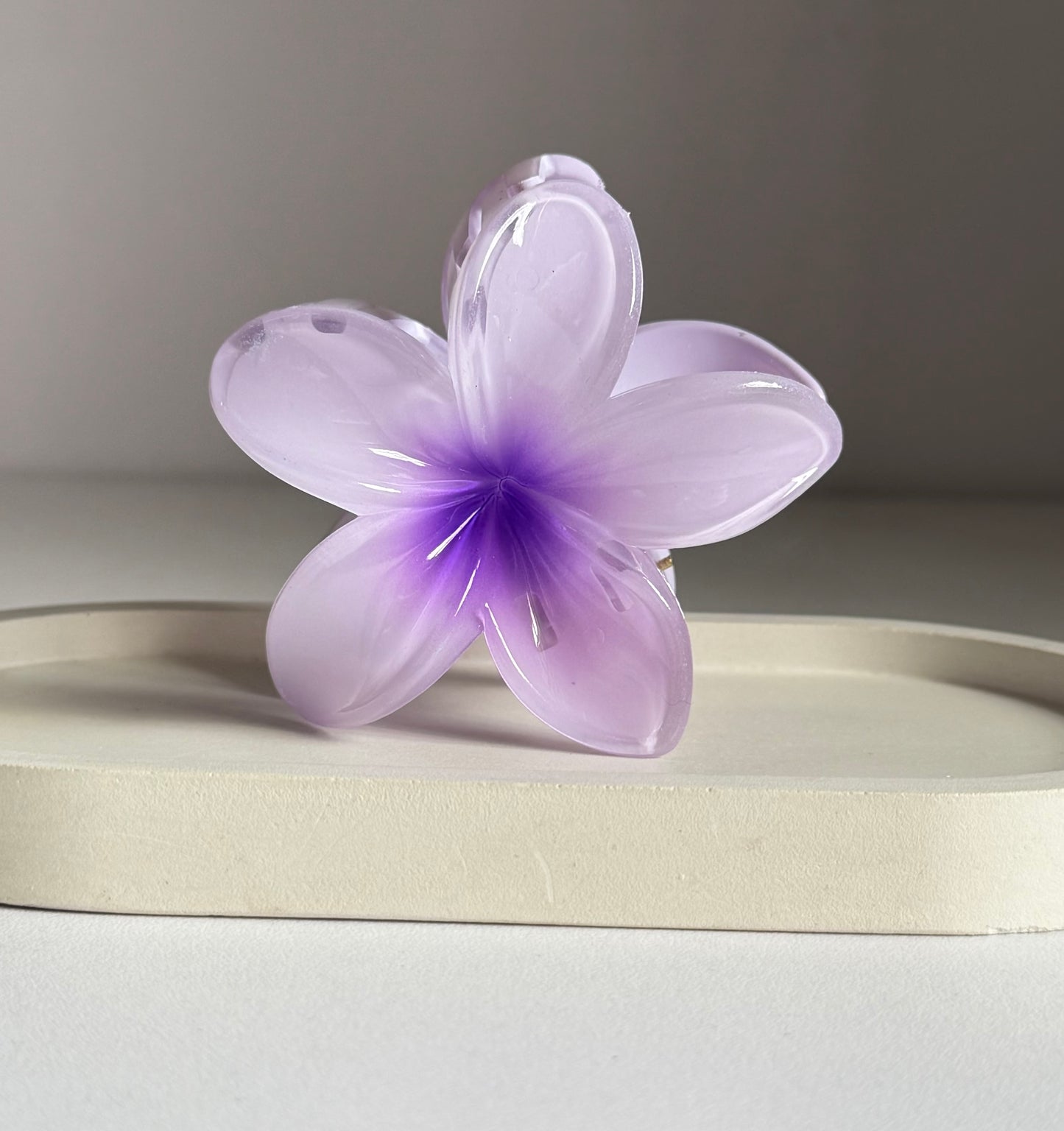 Flora Lock Claw Clip - Light Purple