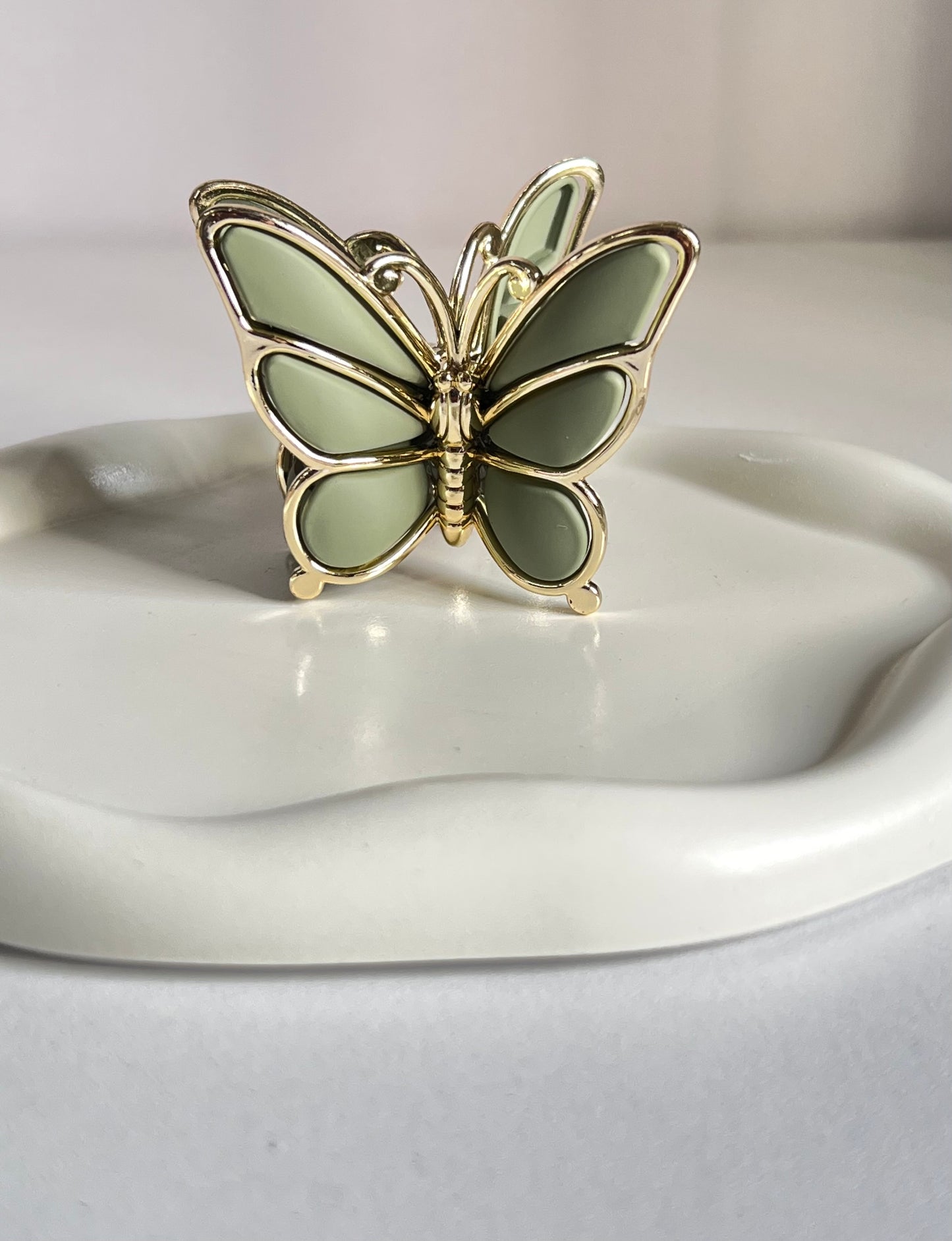 Luxe Flutter Butterfly Claw Clip - Olive Green