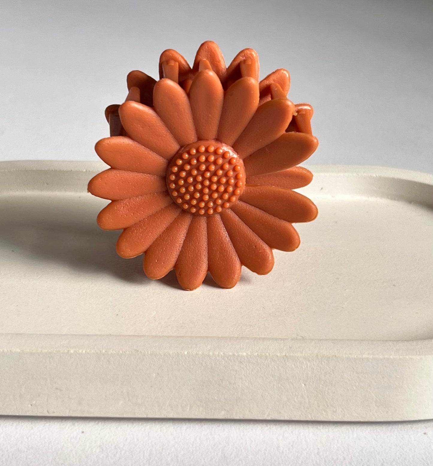 Pinteresty Sunflower Mini Claw Clip - Brown