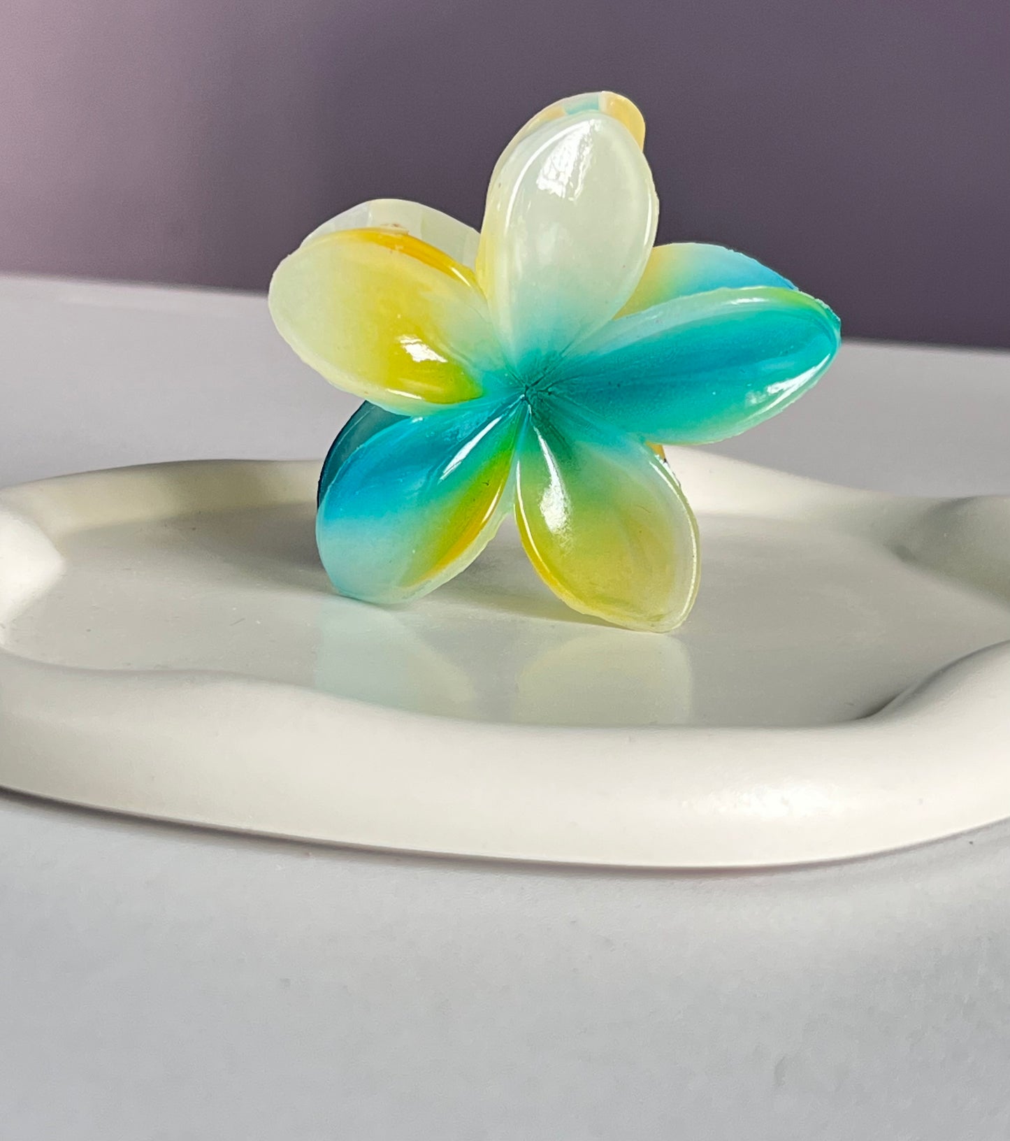 Flora Lock Bloomix Claw Clip - Bluish Yellow