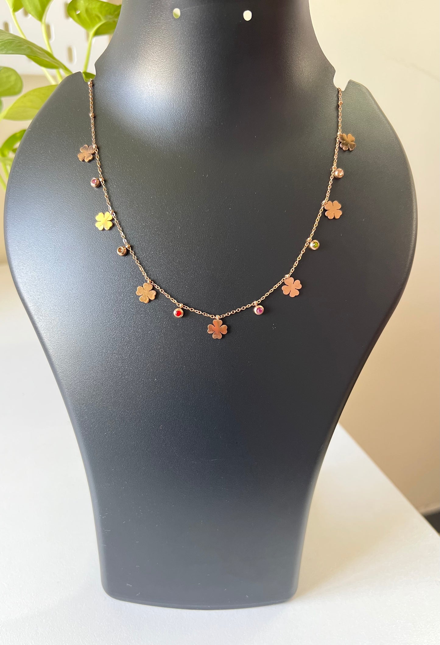 Lucky Charm - Mini Clover Rose Gold Neck Chain