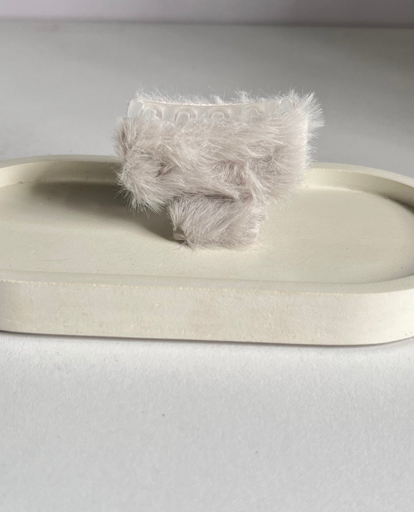 FluffyGrip Claw Clip - Grey