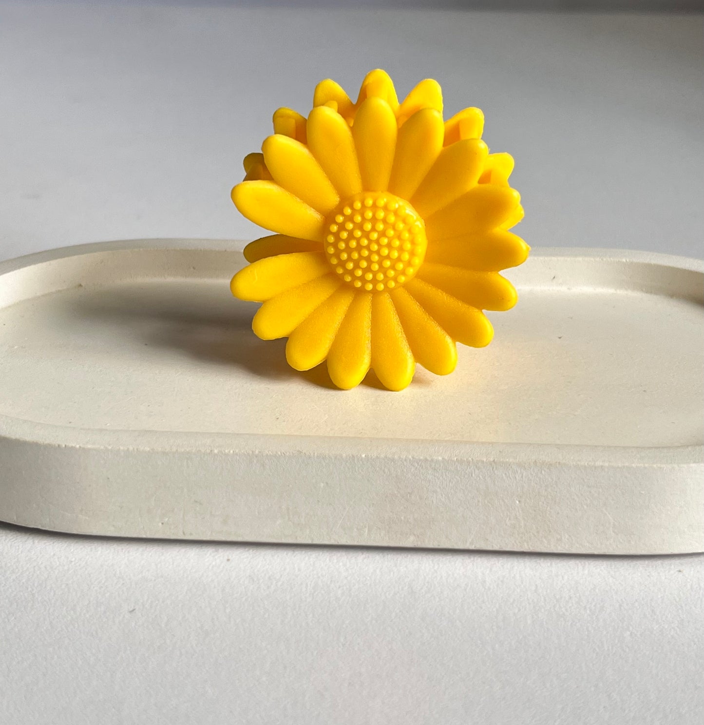 Pinteresty Sunflower Mini Claw Clip - Yellow