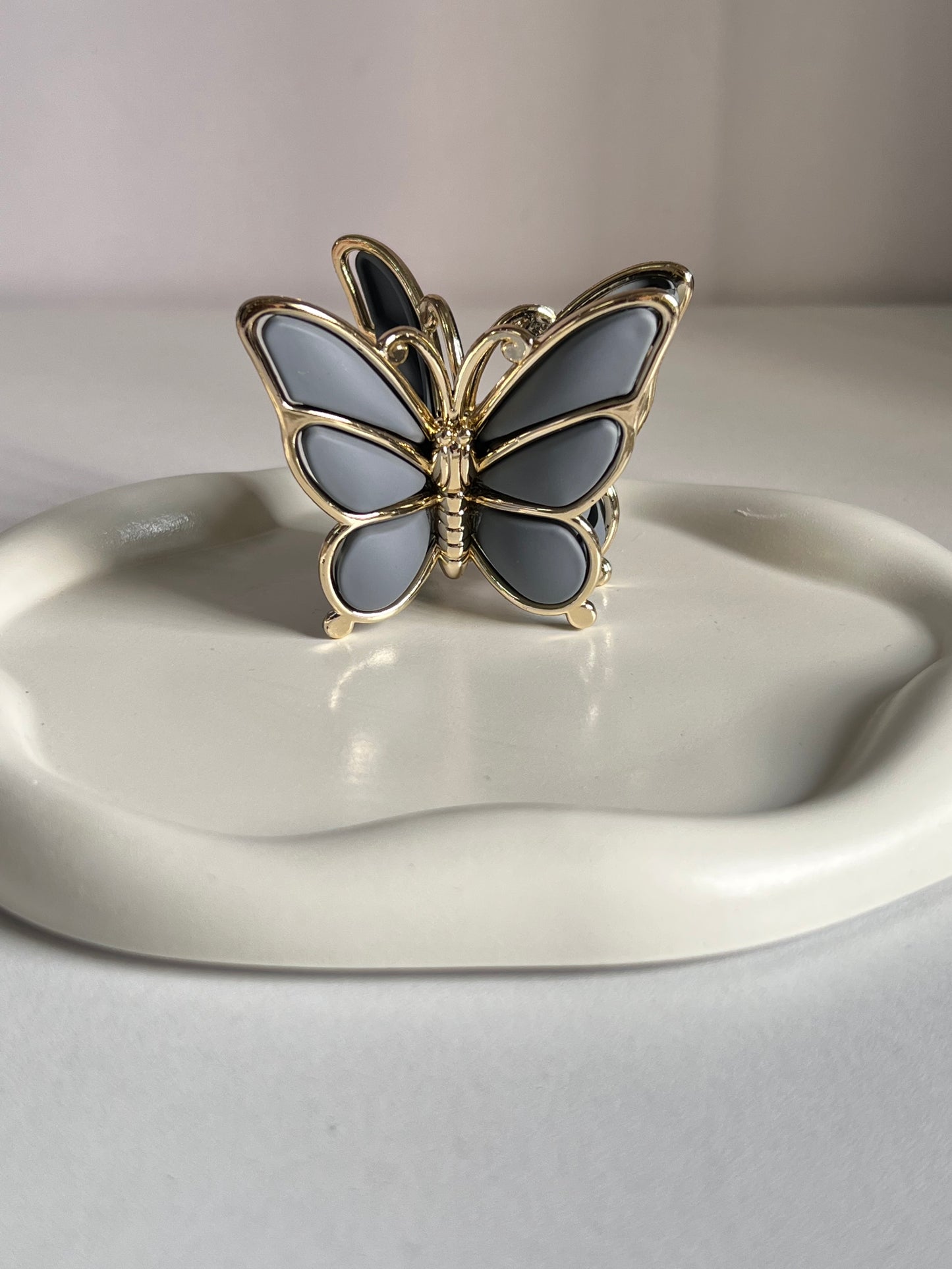 Luxe Flutter Butterfly Claw Clip - Grey