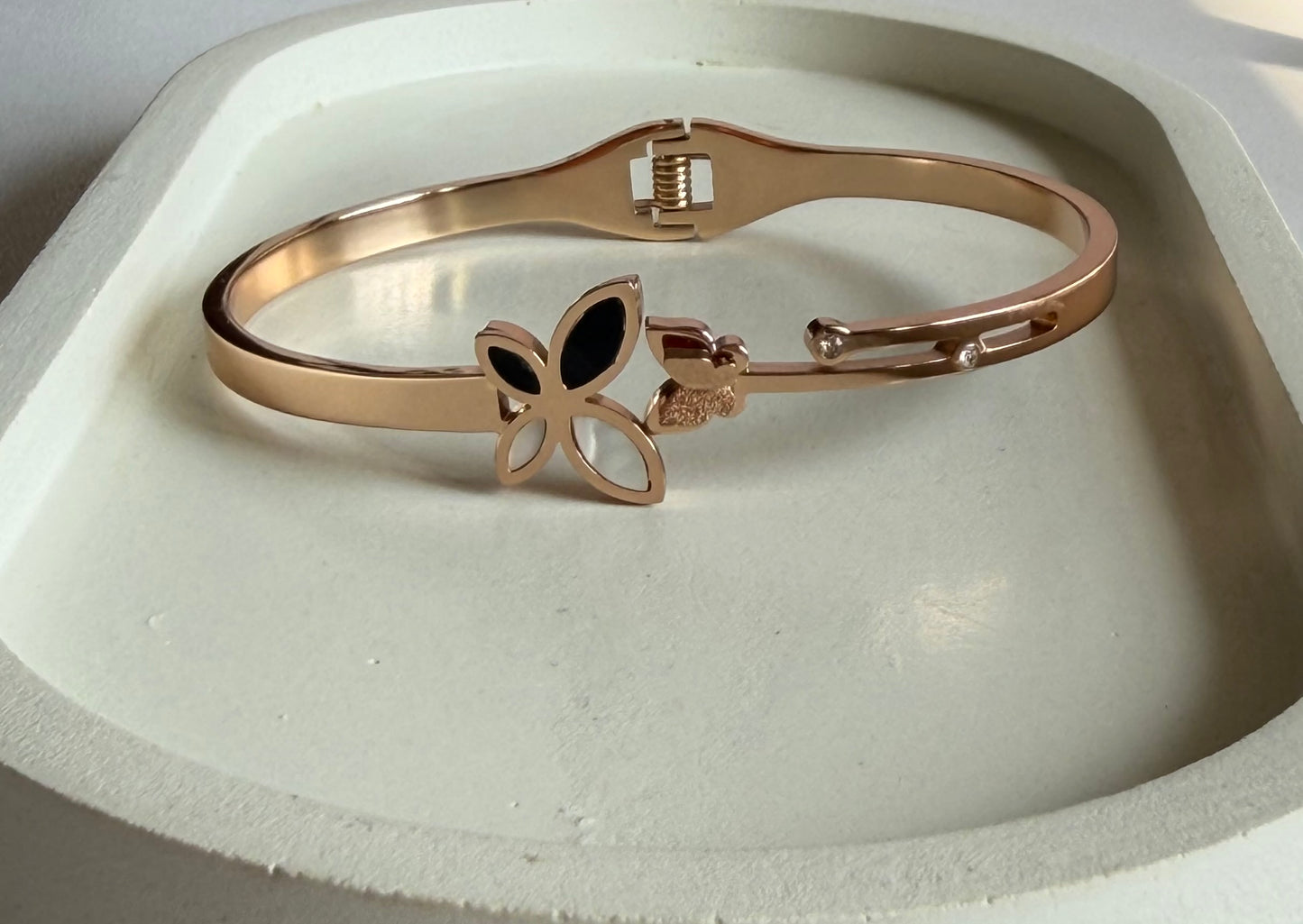 Elegant Flutter Anti-Tarnish Butterfly Kada Bracelet - Regular Size