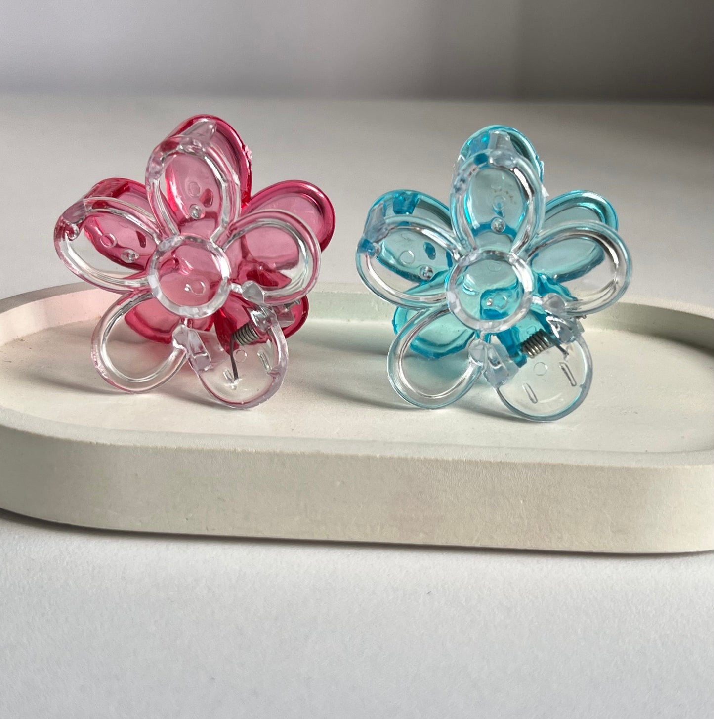 Glossy Bloom Dual- Tone Mini Claw Clip - Red & Blue