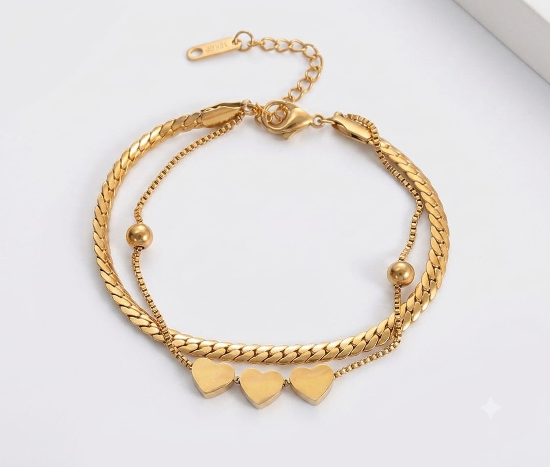 Trinity Heart Anti-Tarnish Chain Bracelet