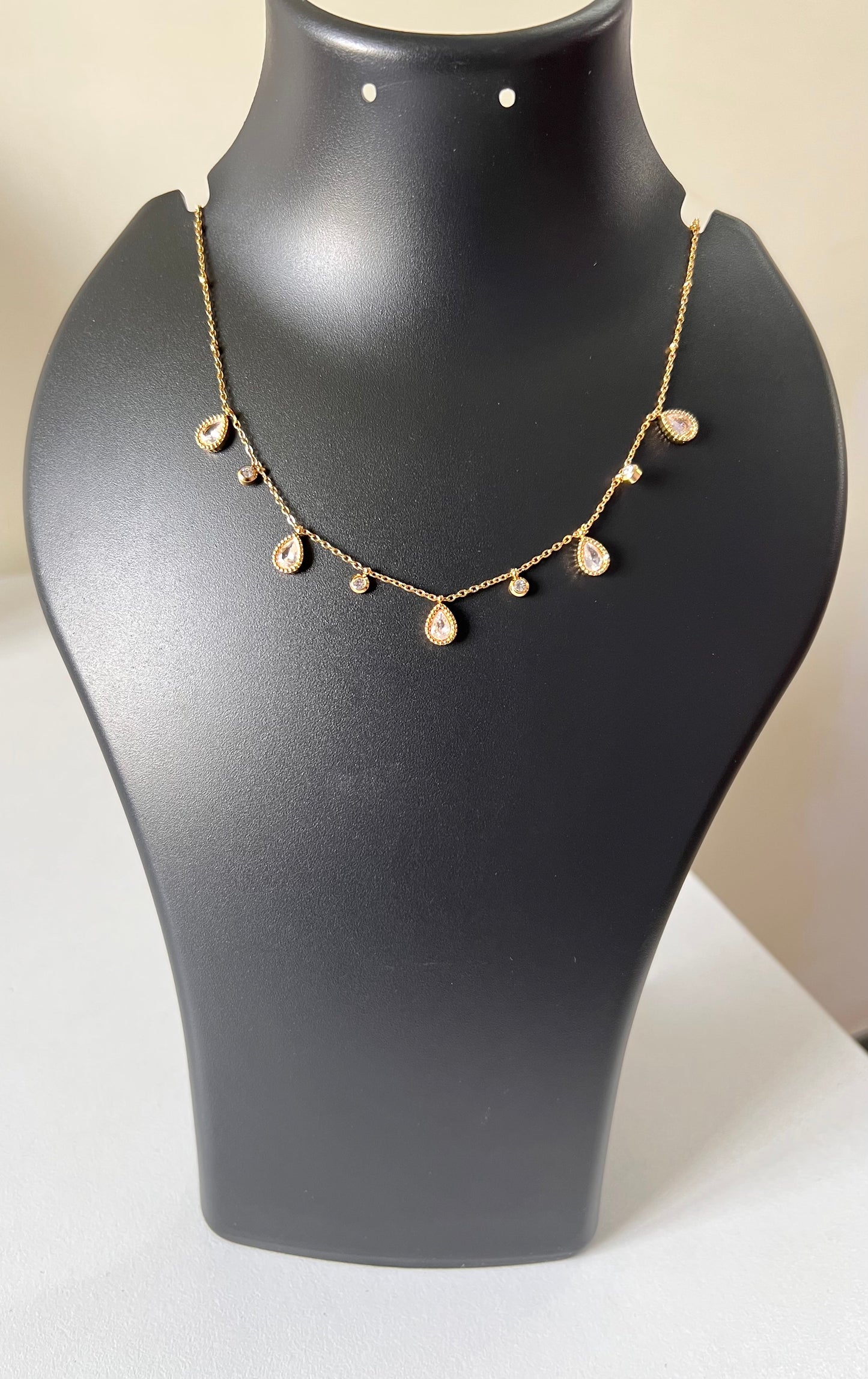 Aurora Gleam Anti-Tarnish Neck Chain