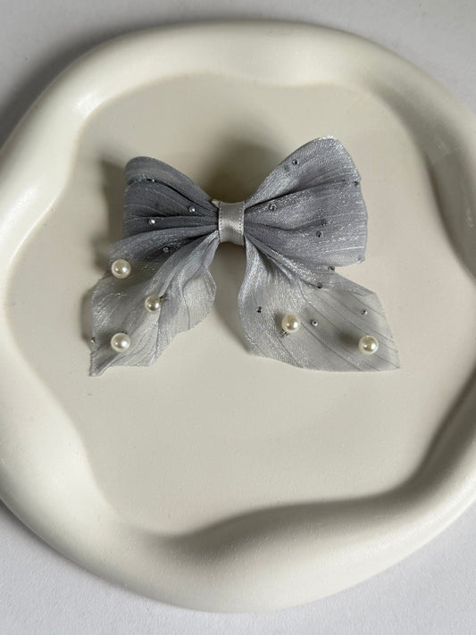 Pretty Bow Hair Clip - Grey