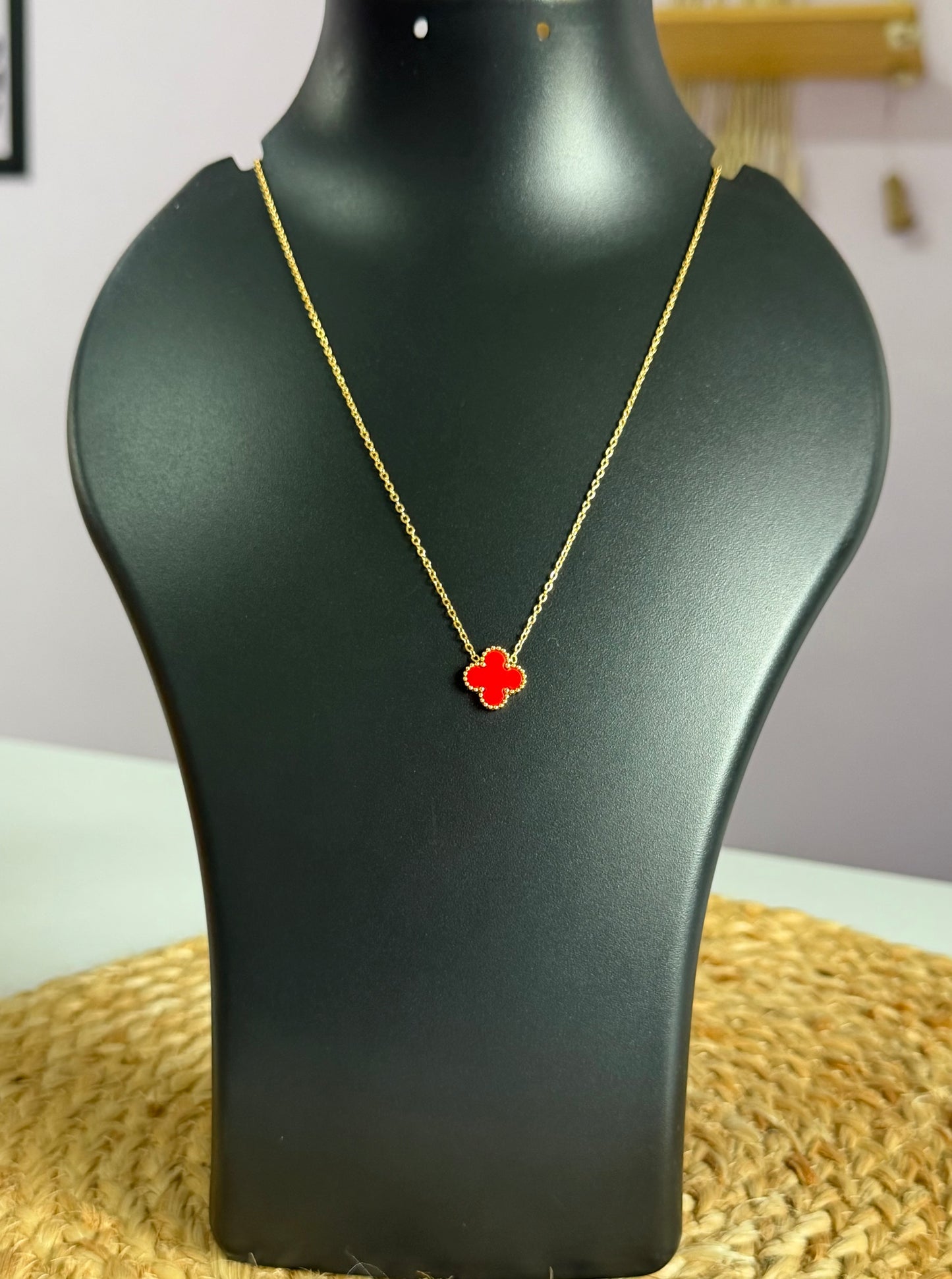 Classic Clover Elegance Anti-Tarnish Clover Neck Chain - Red