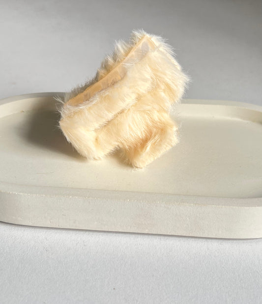 FluffyGrip Claw Clip - Beige