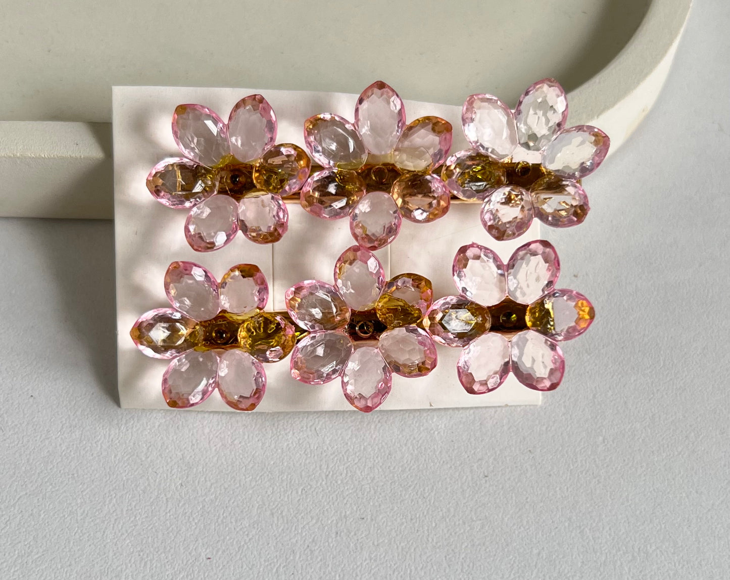 Korean Style Glossy Petal Clips ( 2 Pieces) - Light Pink