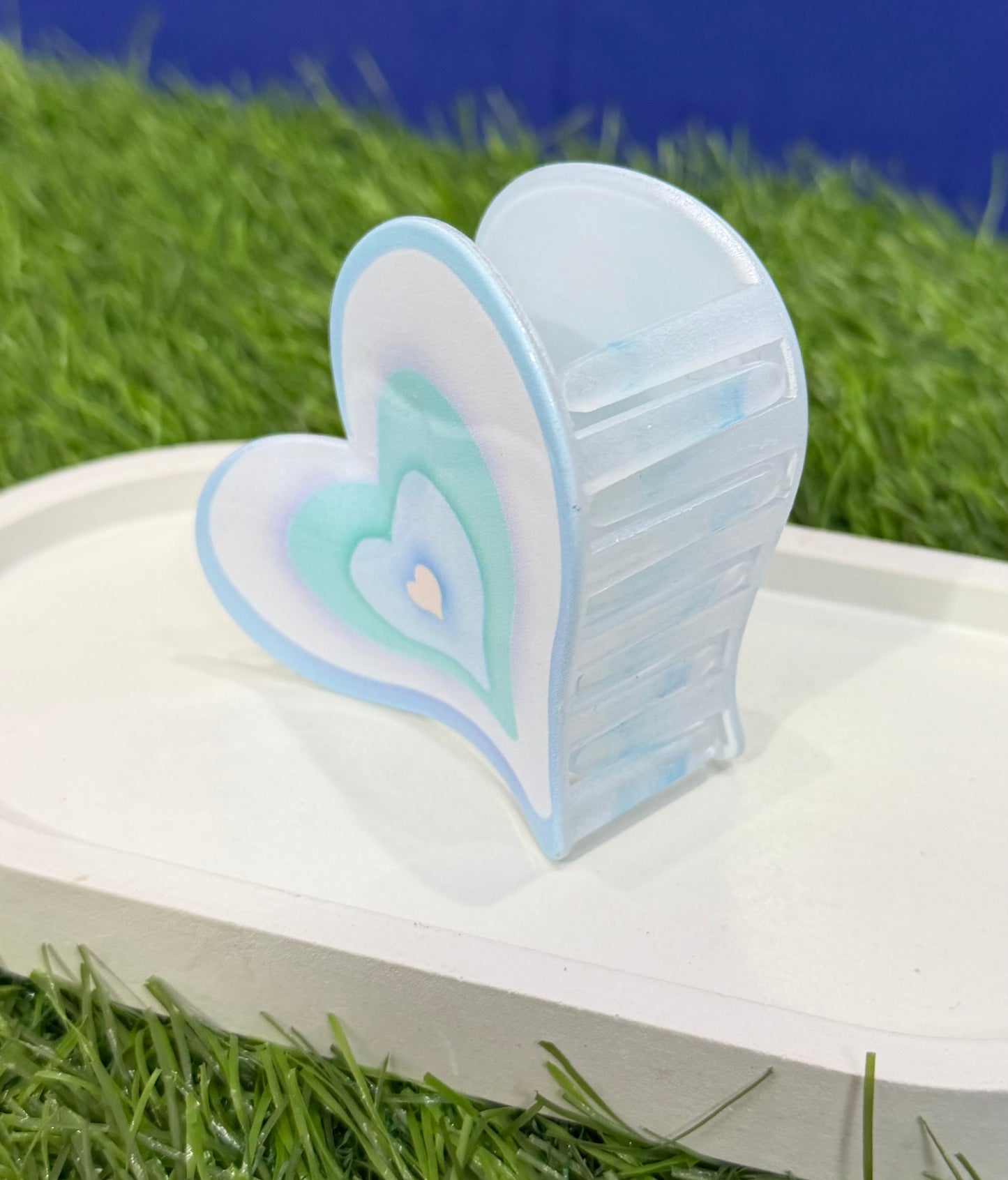 Infinite Love Aesthetic Heart Claw Clip - Light Blue