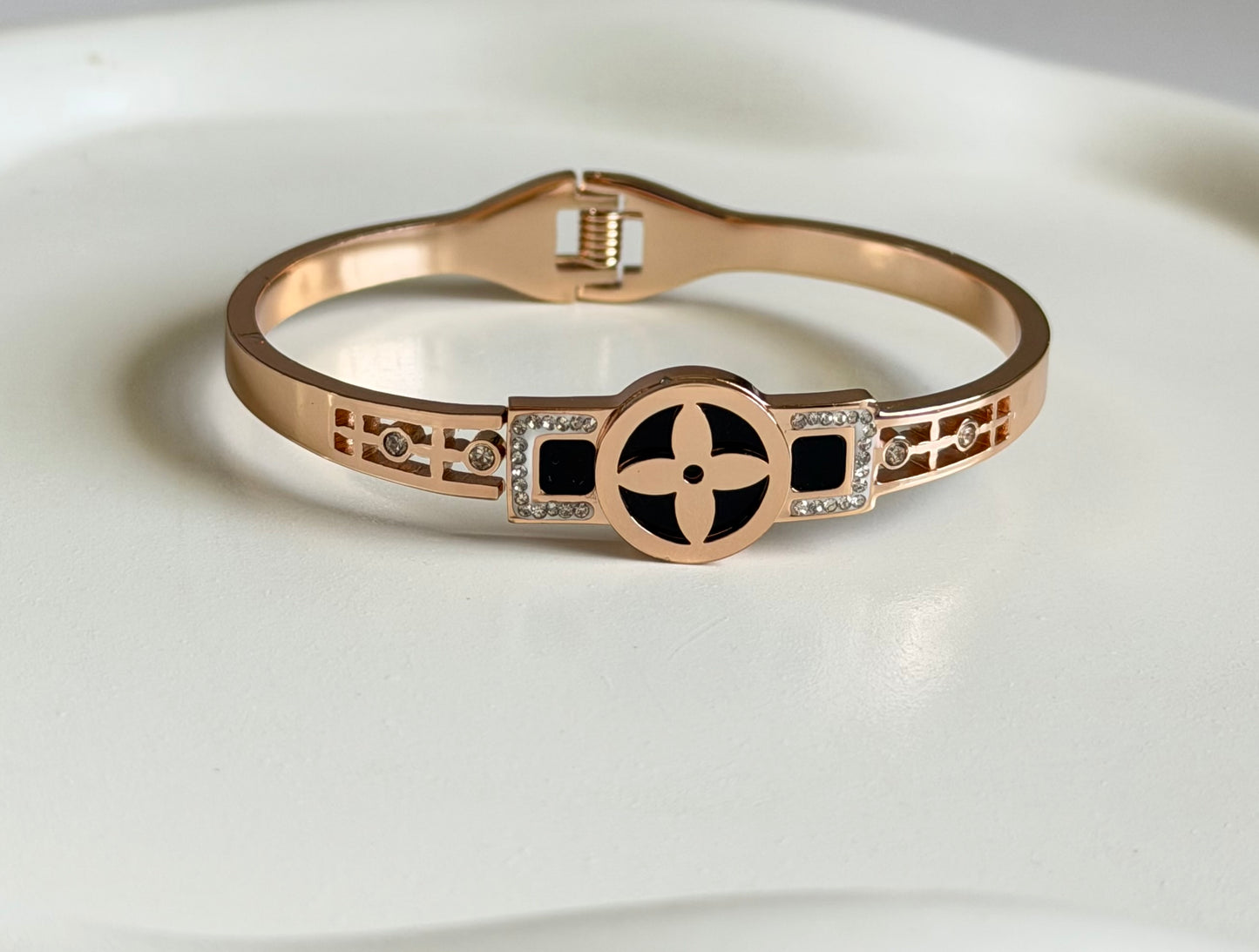 Everyday Chic Anti Tarnish Kada Bracelet - Baby Size ( Lean Wrist Fit)