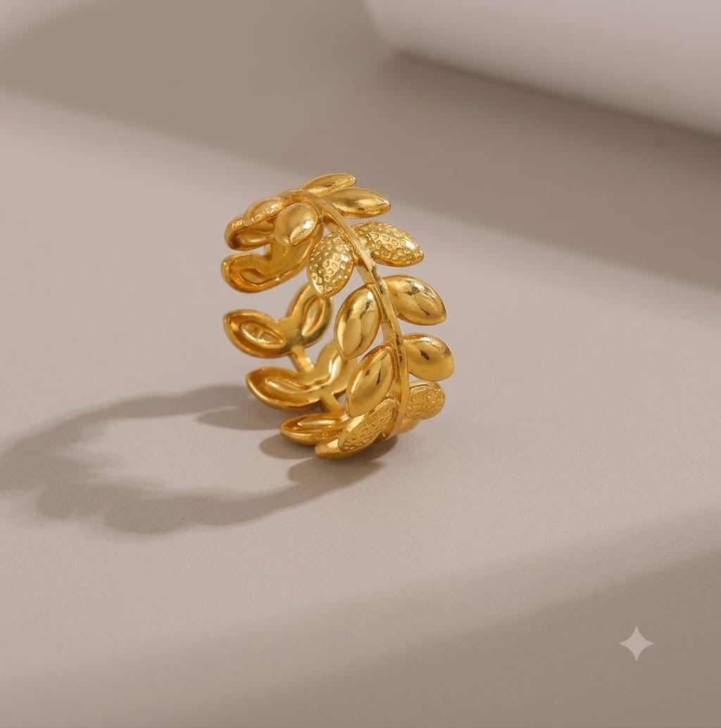 The Laurel Band Anti Tarnish Adjustable Ring