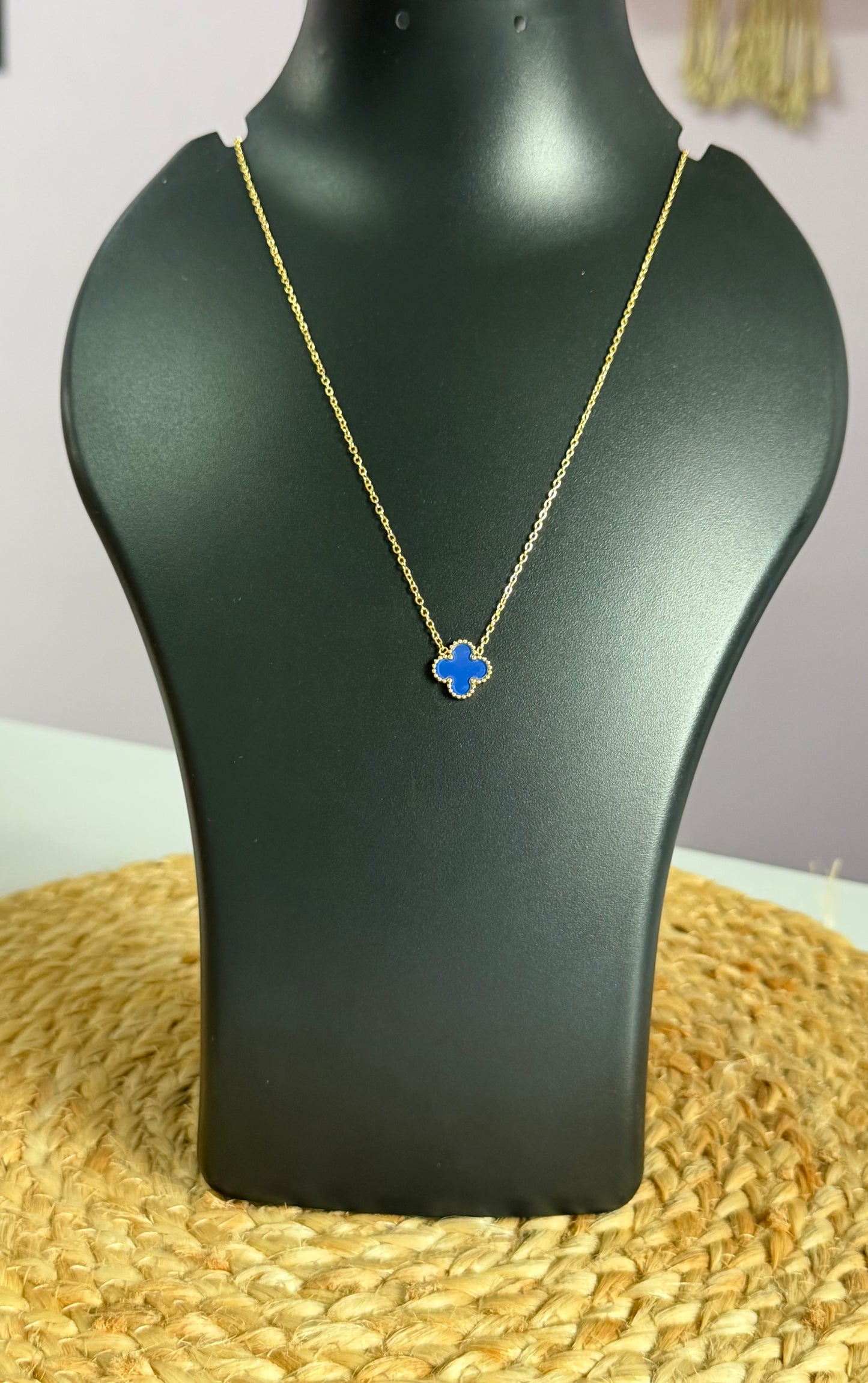 Classic Clover Elegance Anti-Tarnish Clover Neck Chain - Blue