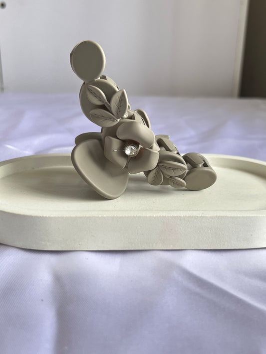 Floral Whisper Claw Clip - Light Olive