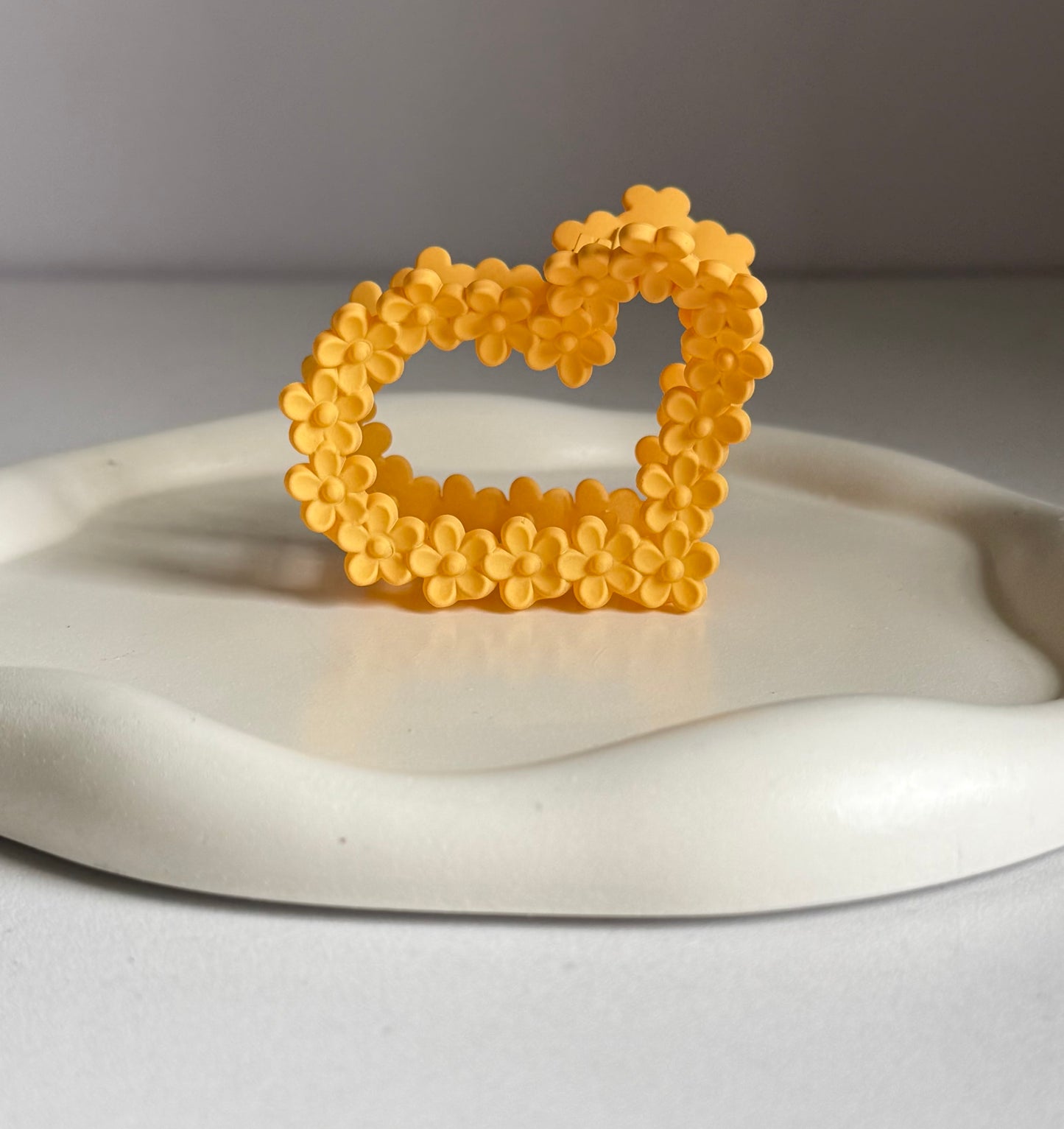 Flora Heart Claw Clip - Yellow